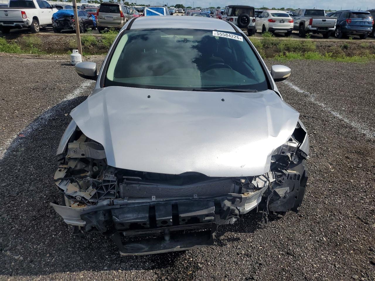 2013 Ford Focus Se Silver vin: 1FADP3K20DL247963