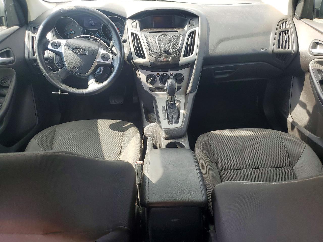 2013 Ford Focus Se Silver vin: 1FADP3K20DL247963