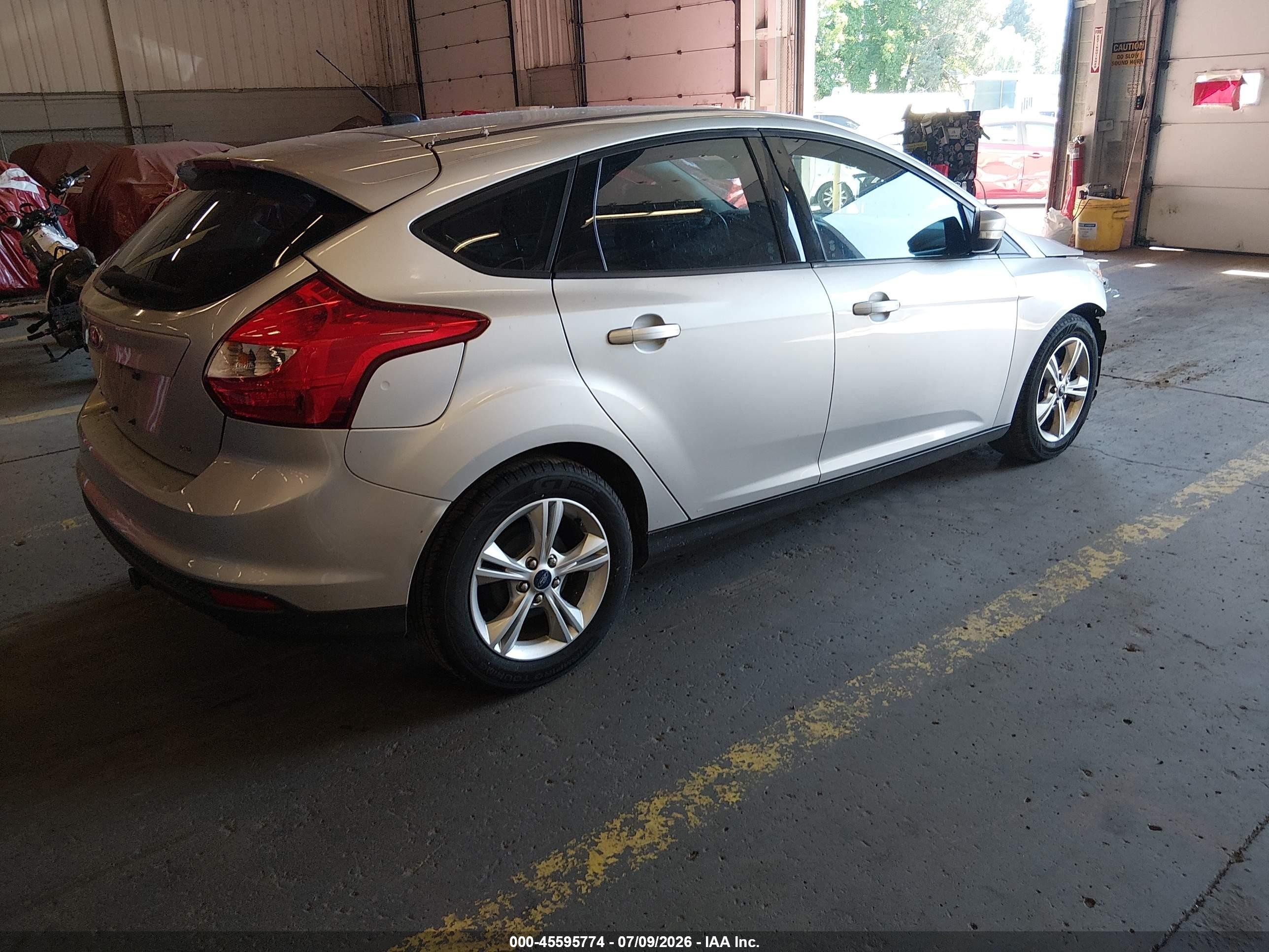 2013 Ford Focus Se Silver vin: 1FADP3K20DL252192