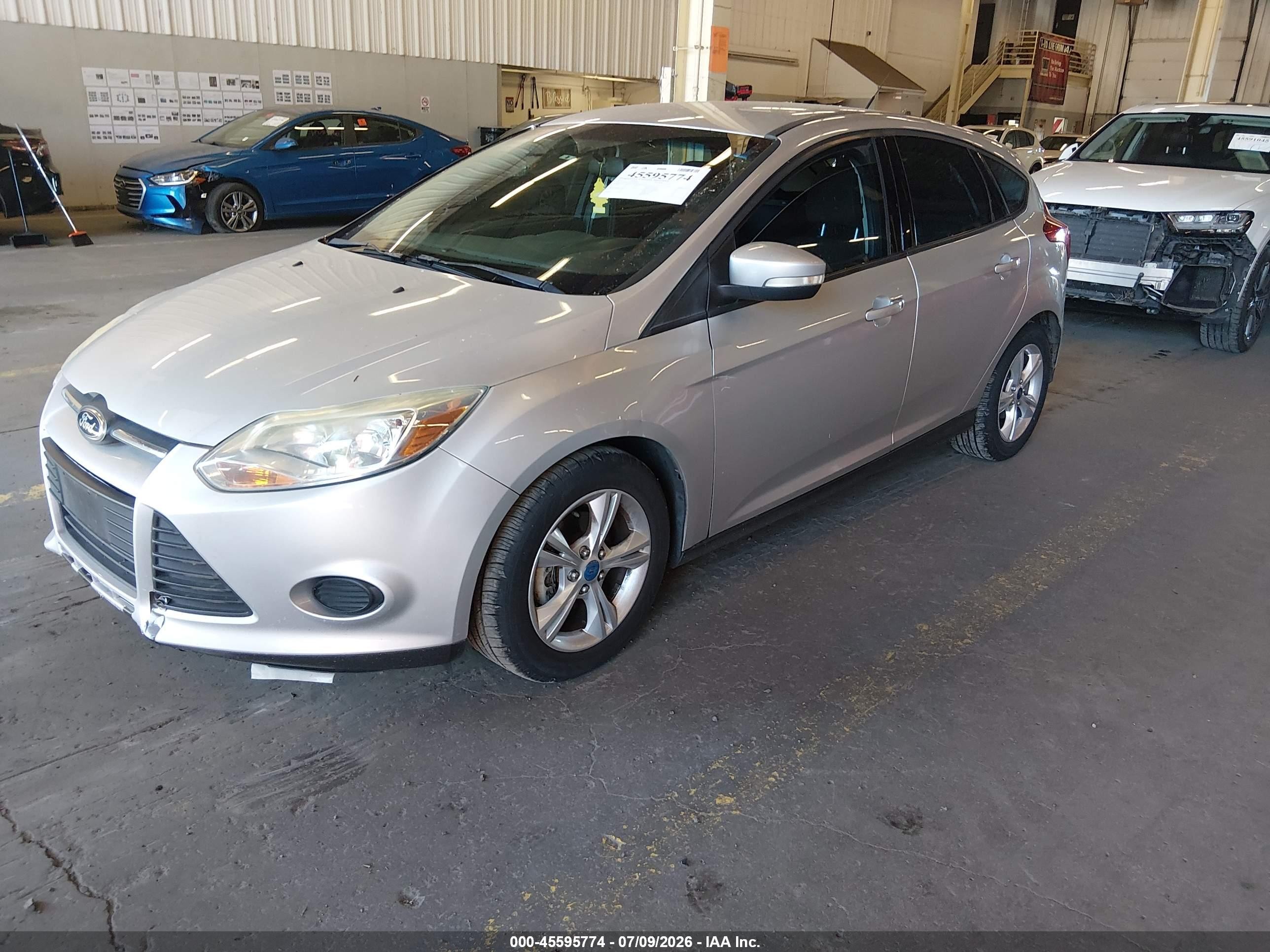 2013 Ford Focus Se Silver vin: 1FADP3K20DL252192