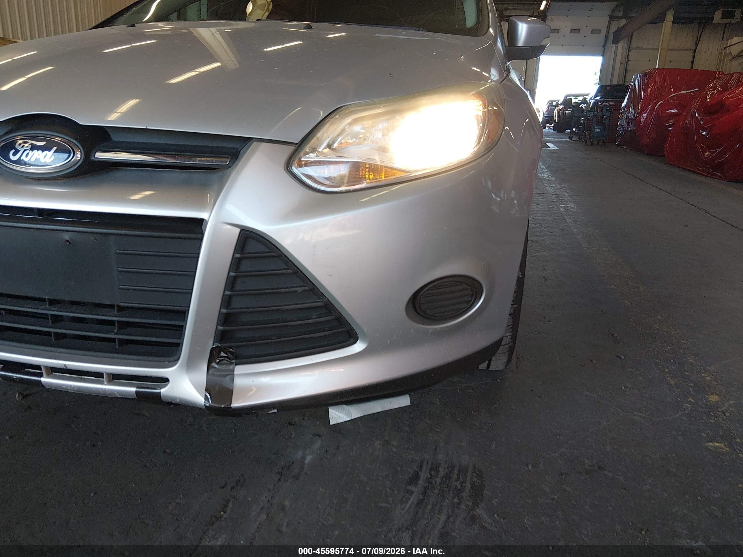 2013 Ford Focus Se Silver vin: 1FADP3K20DL252192