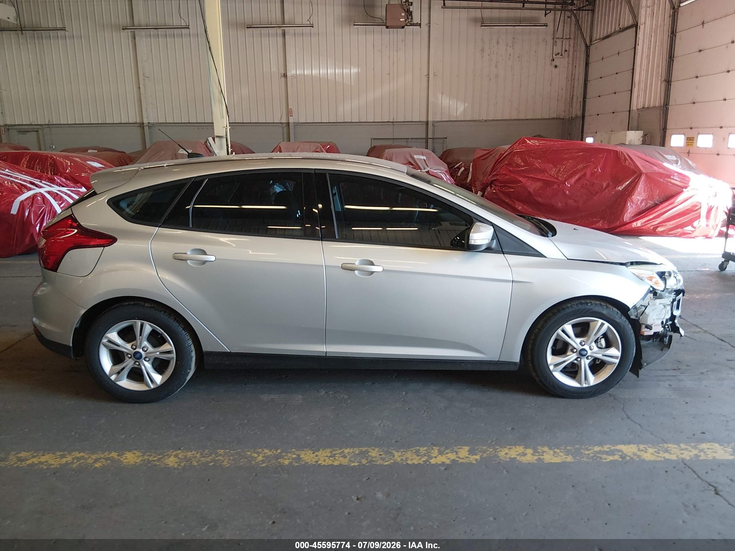 2013 Ford Focus Se Silver vin: 1FADP3K20DL252192