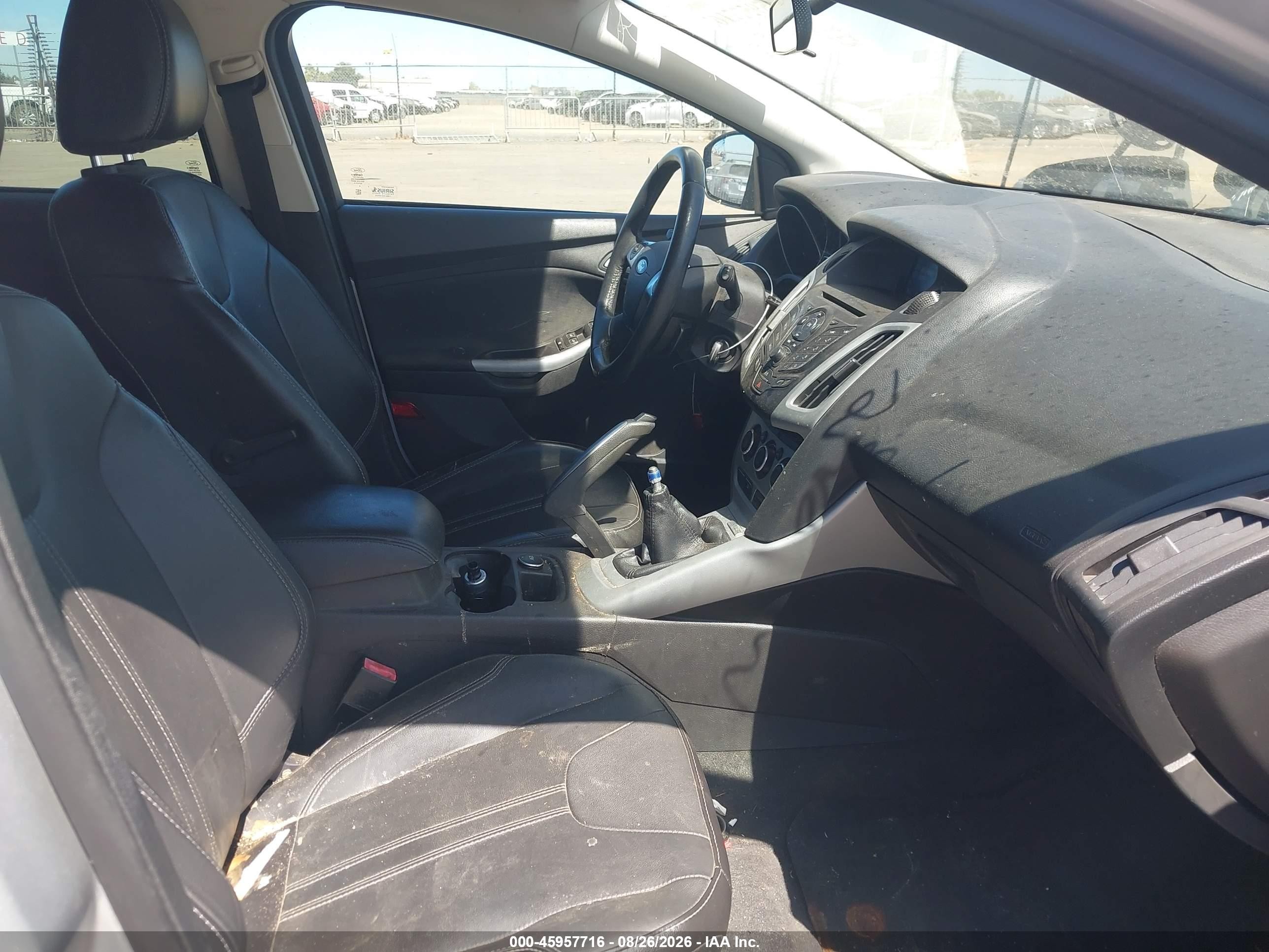 2013 Ford Focus Se Silver vin: 1FADP3K20DL319616
