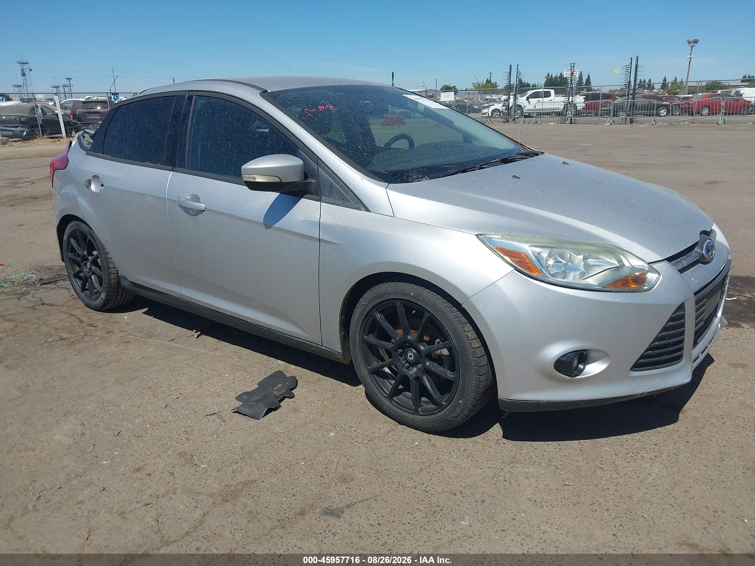 2013 Ford Focus Se Silver vin: 1FADP3K20DL319616