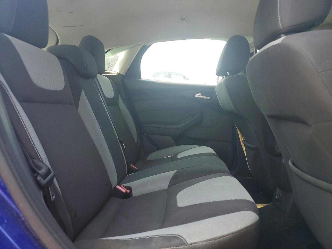 2013 Ford Focus Se Blue vin: 1FADP3K20DL347299