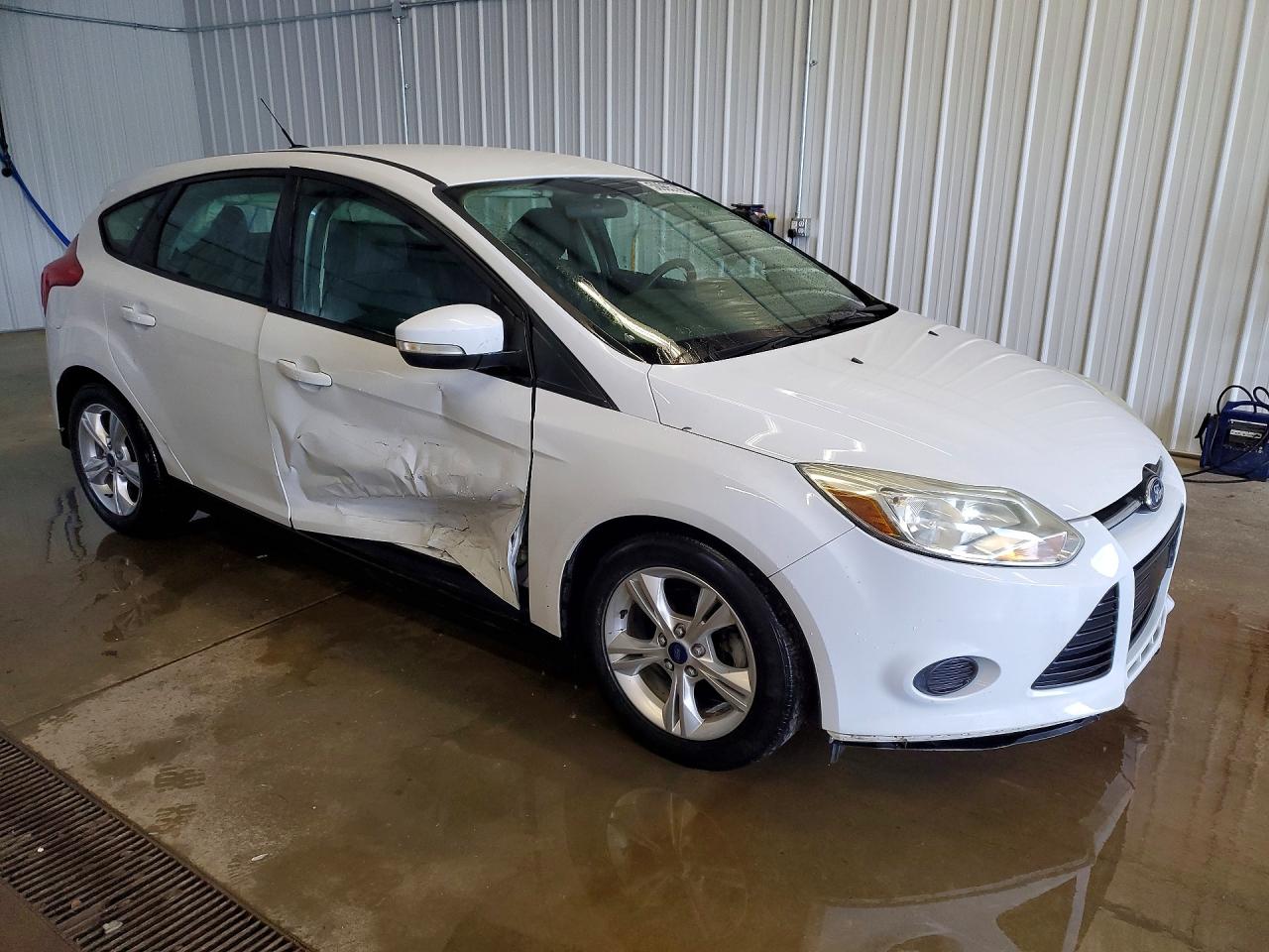2013 Ford Focus Se White vin: 1FADP3K20DL378441