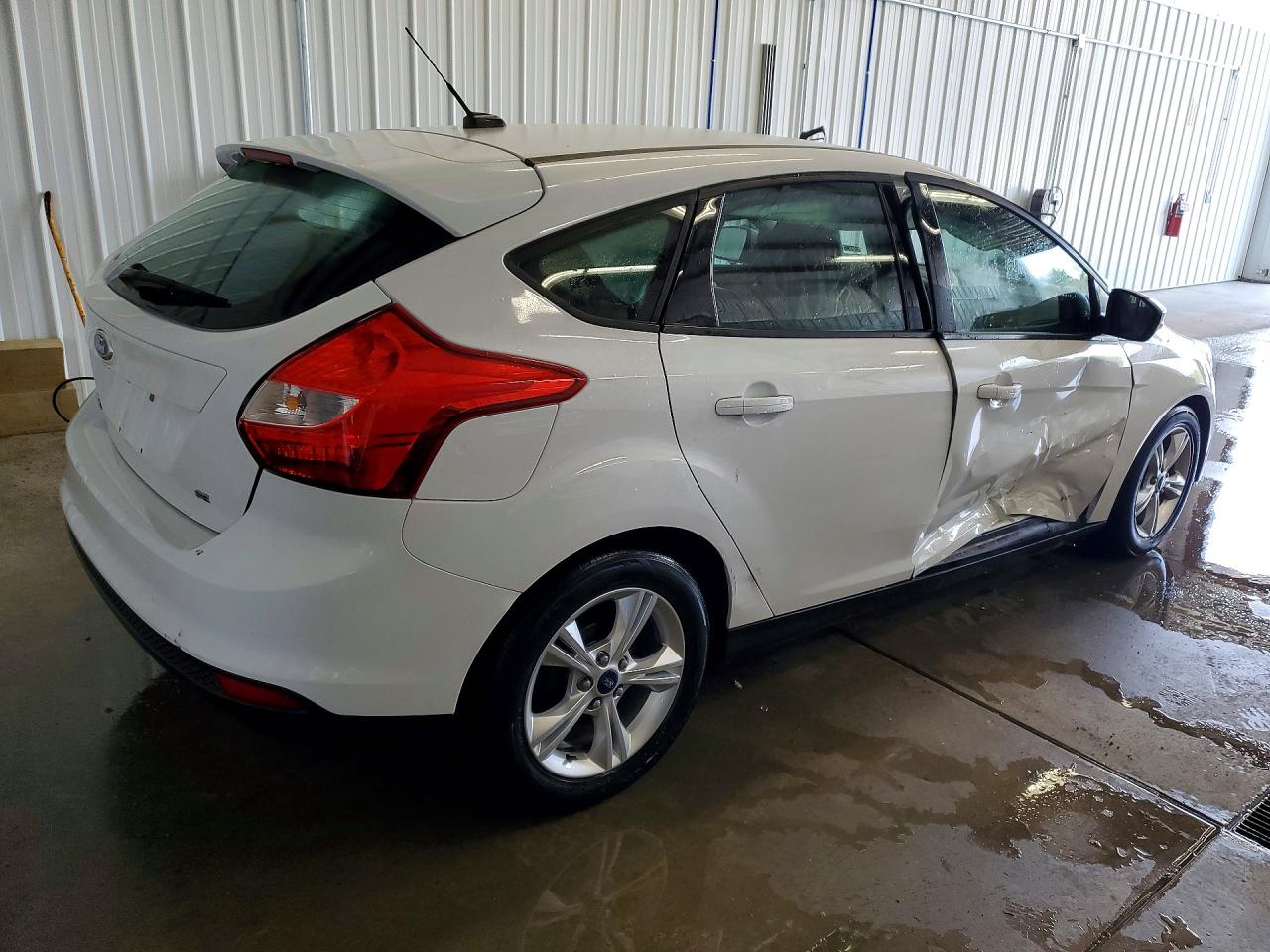 2013 Ford Focus Se White vin: 1FADP3K20DL378441