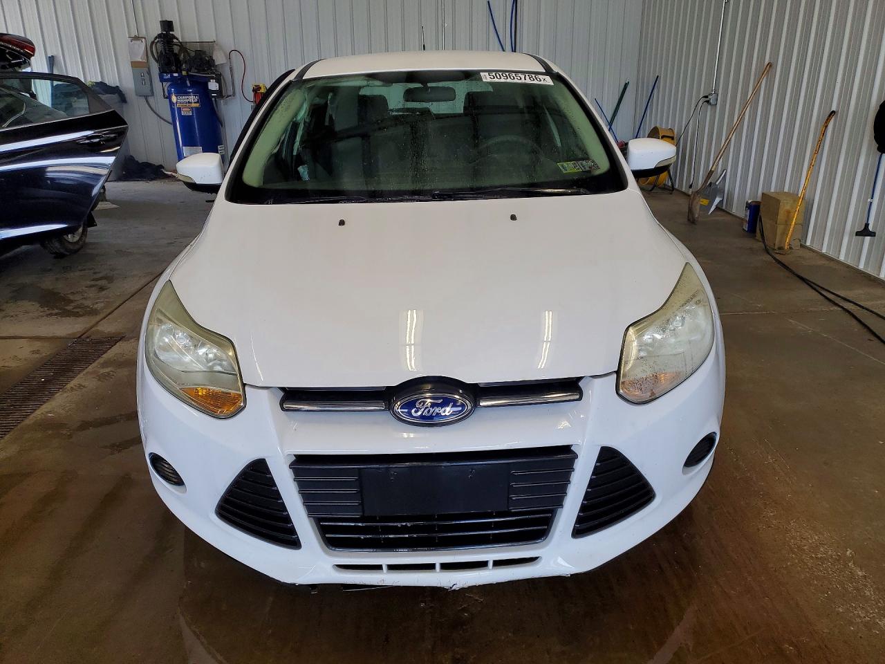 2013 Ford Focus Se White vin: 1FADP3K20DL378441