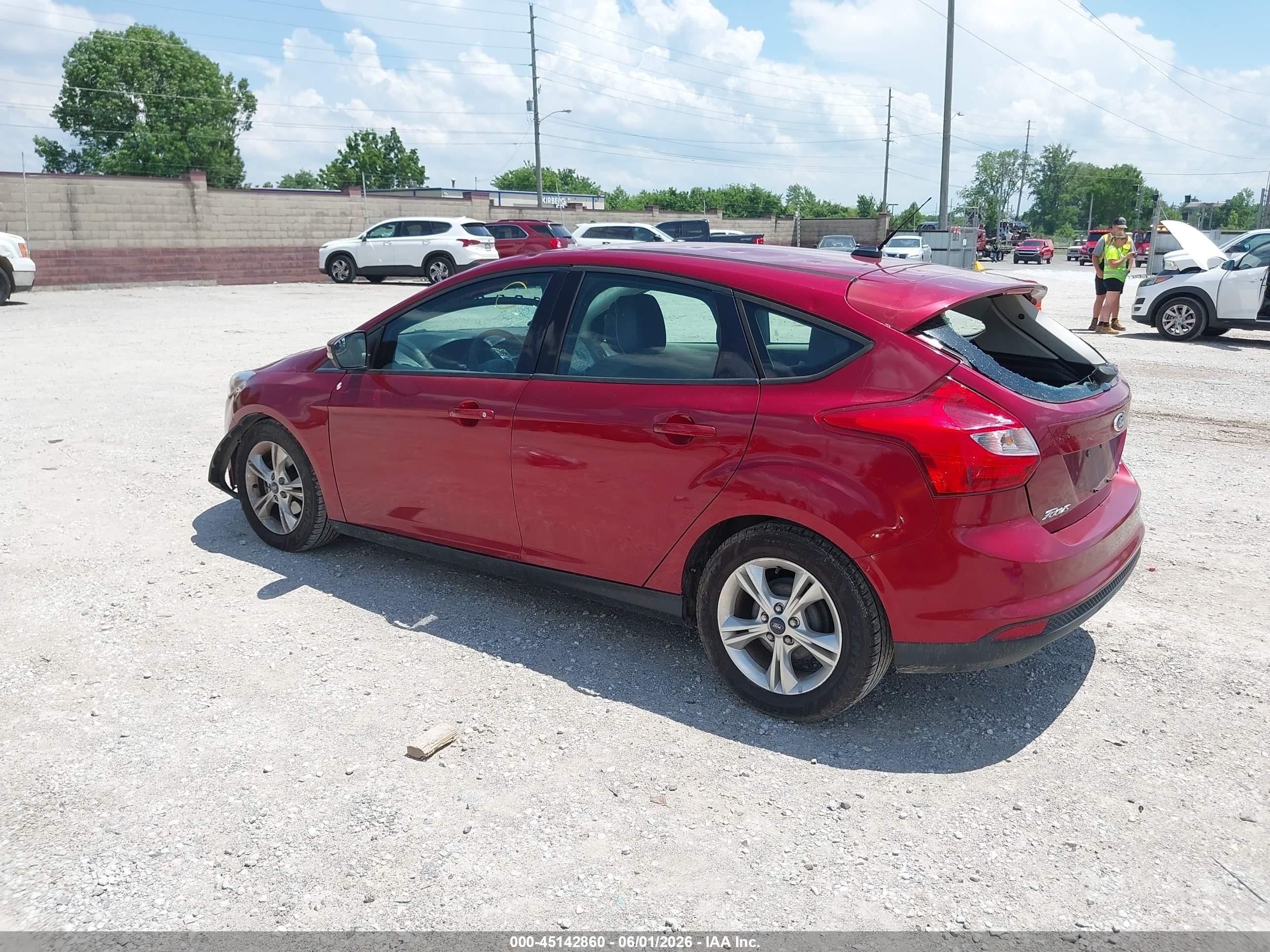 2014 Ford Focus Se Red vin: 1FADP3K20EL113276