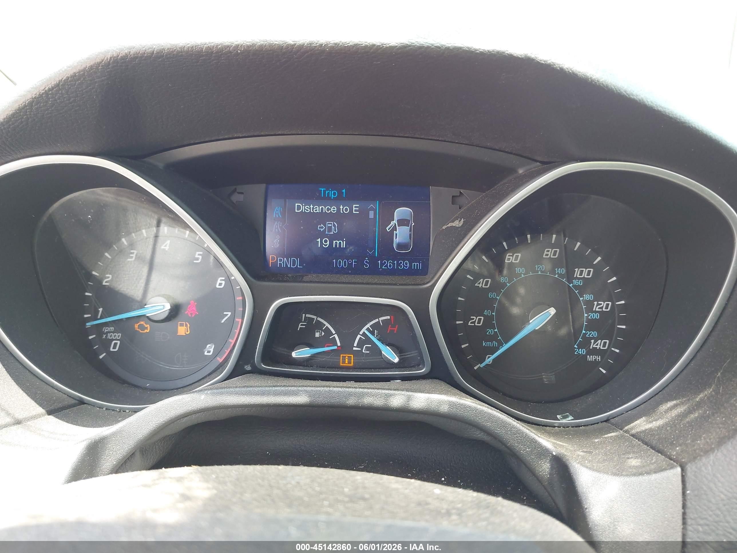 2014 Ford Focus Se Red vin: 1FADP3K20EL113276