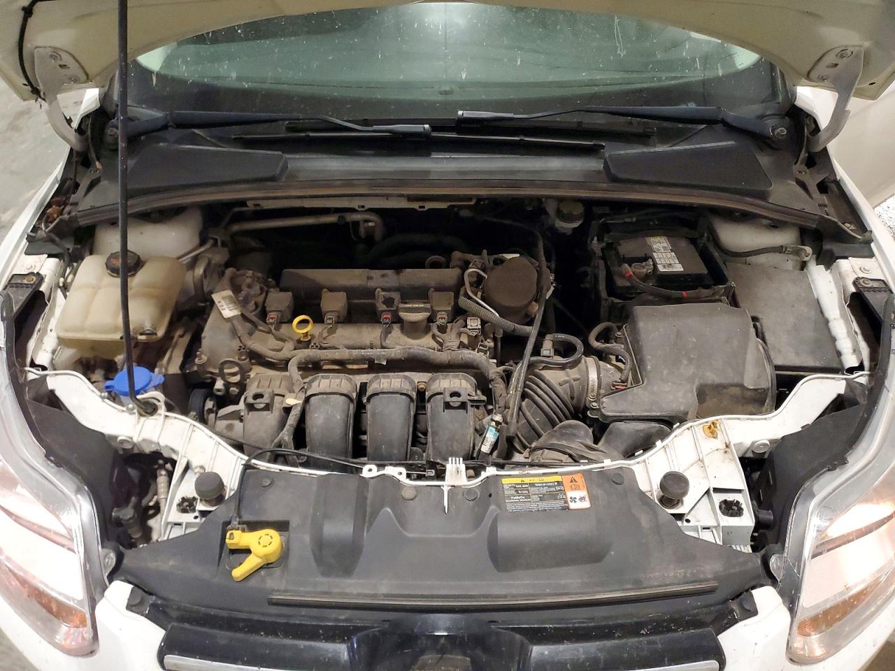2014 Ford Focus Se White vin: 1FADP3K20EL113309
