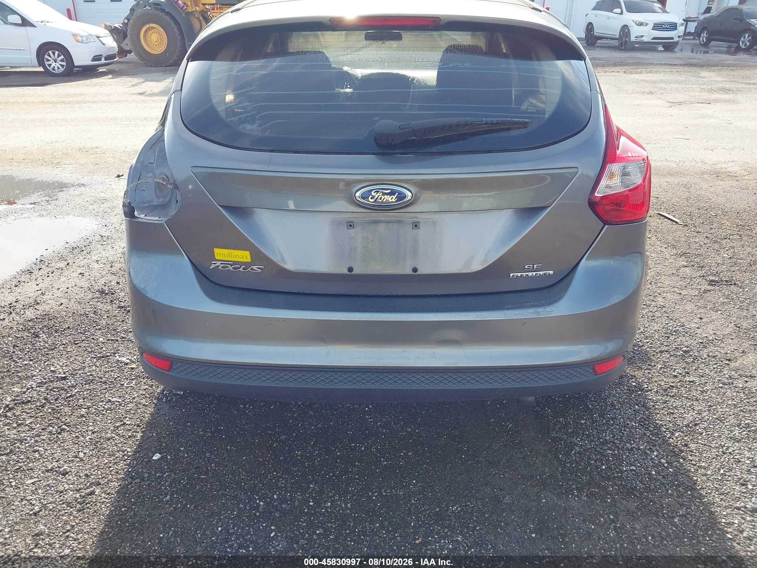 2014 Ford Focus Se Gray vin: 1FADP3K20EL117828