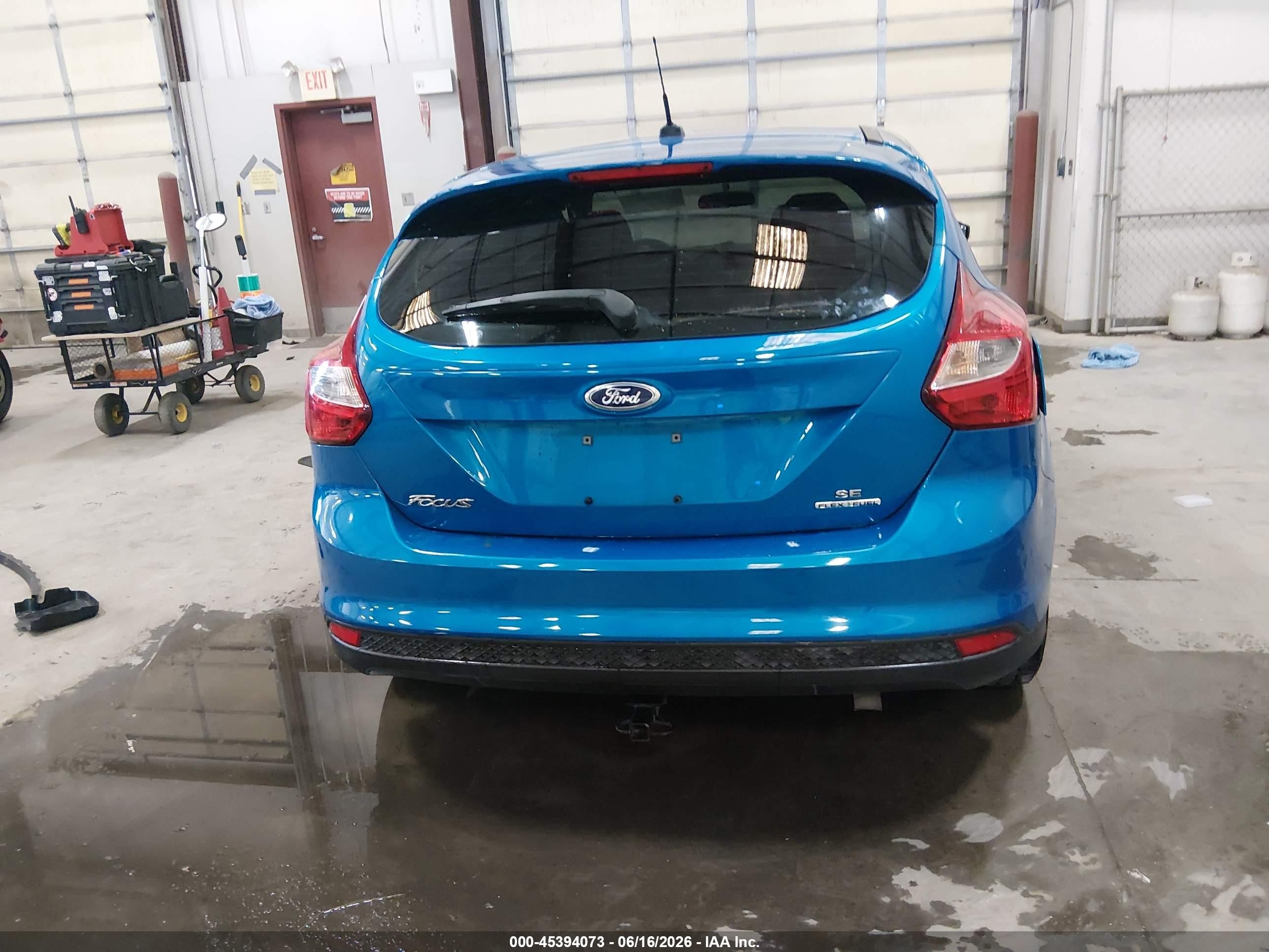2014 Ford Focus Se Blue vin: 1FADP3K20EL138467