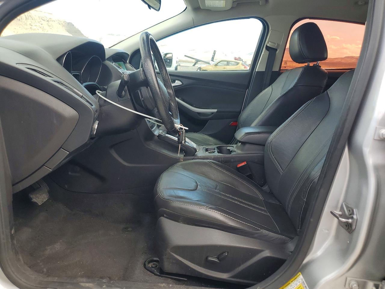 2014 Ford Focus Se Silver vin: 1FADP3K20EL144625