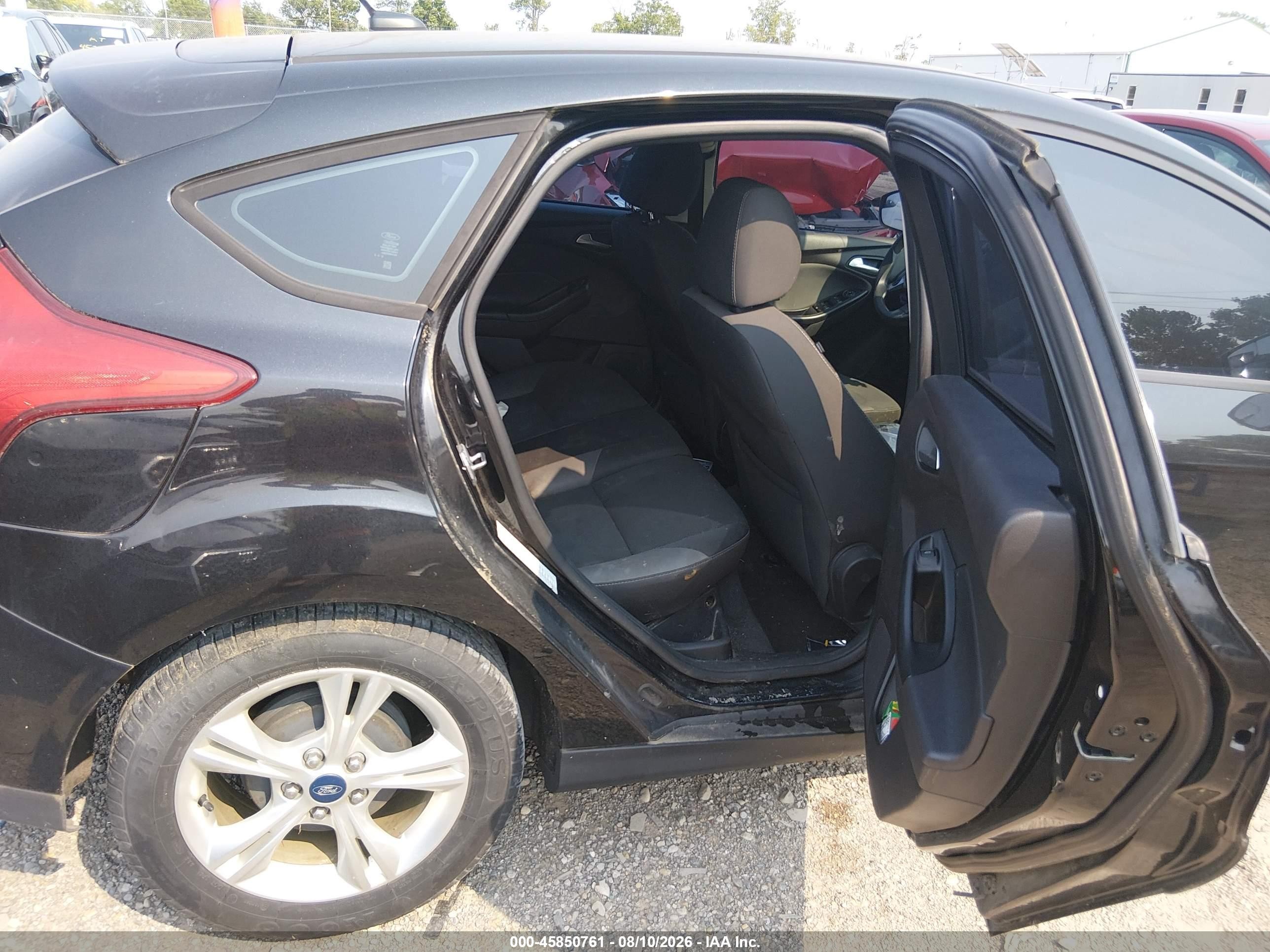 2014 Ford Focus Se Черный vin: 1FADP3K20EL177480