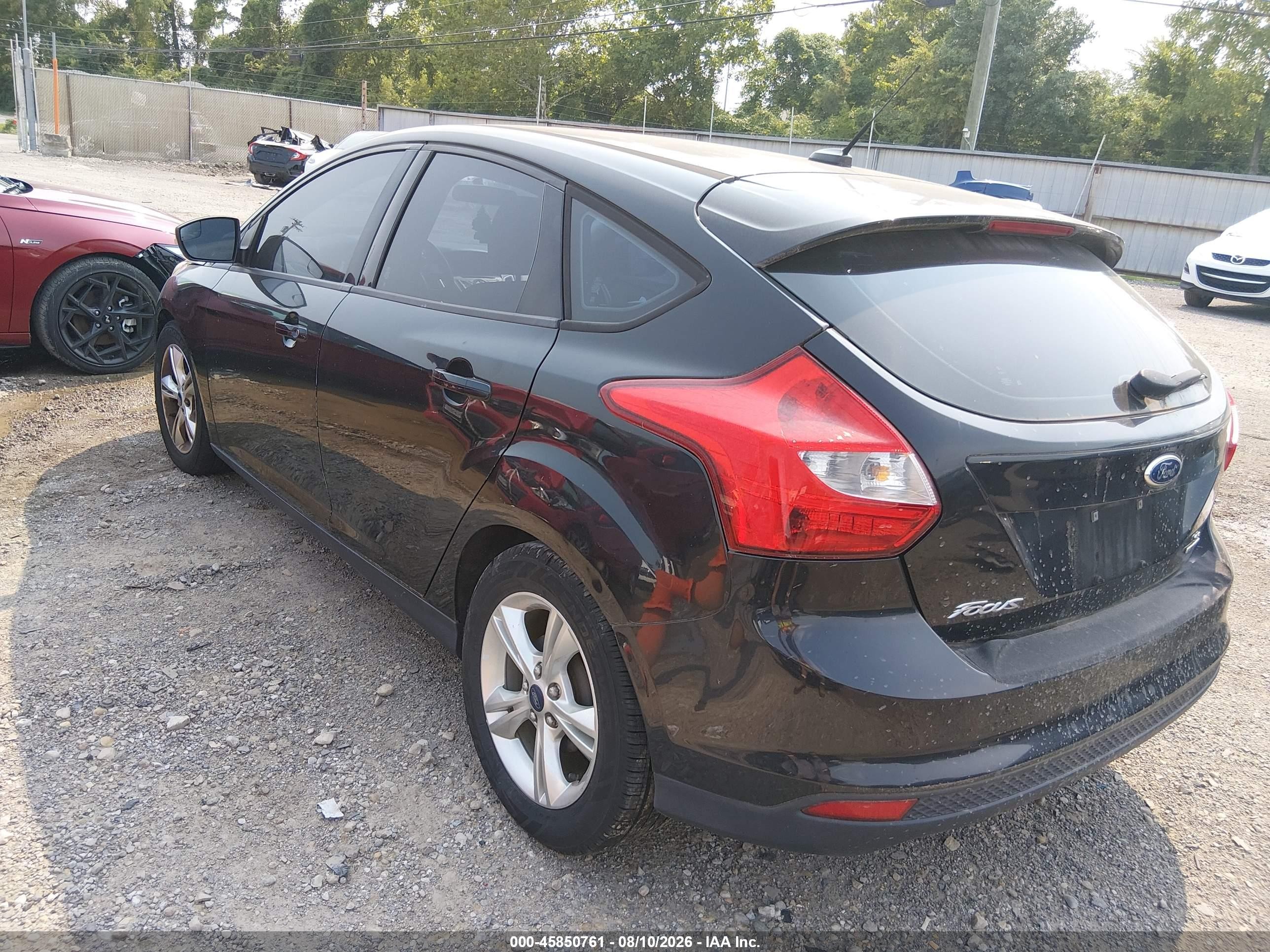2014 Ford Focus Se Черный vin: 1FADP3K20EL177480