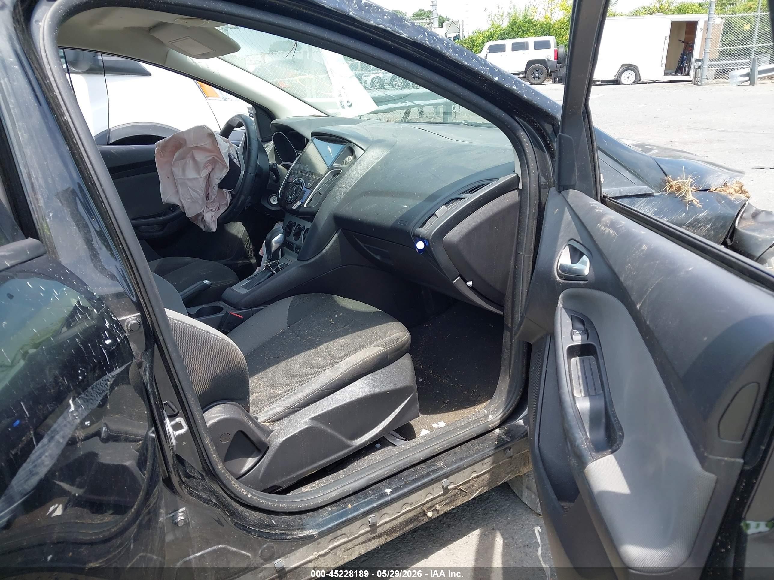 2014 Ford Focus Se Черный vin: 1FADP3K20EL236995