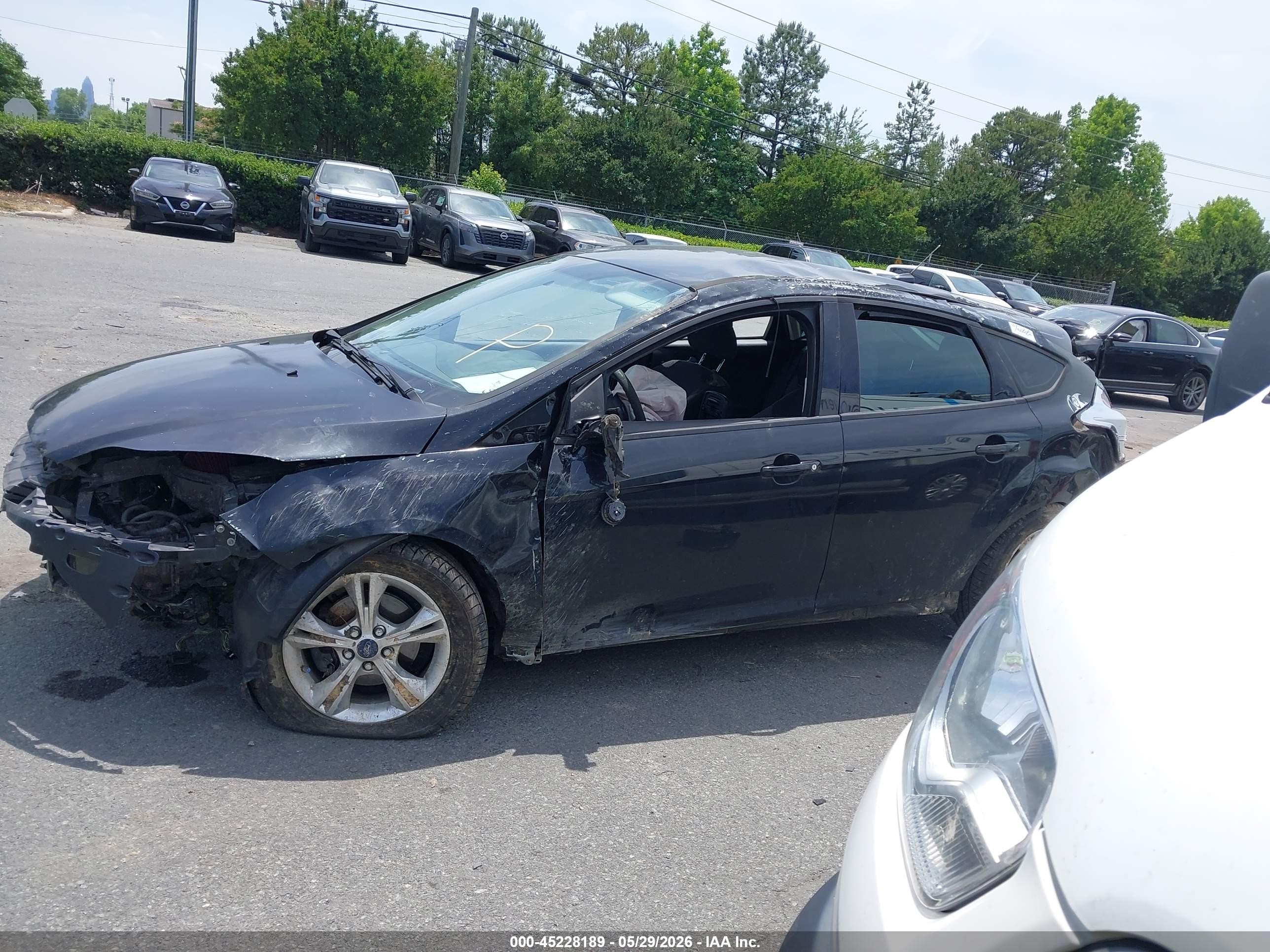 2014 Ford Focus Se Черный vin: 1FADP3K20EL236995