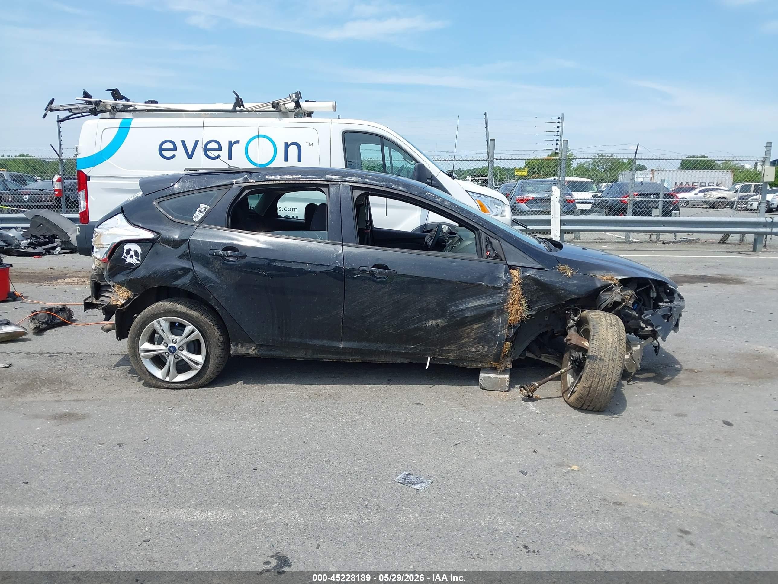 2014 Ford Focus Se Черный vin: 1FADP3K20EL236995