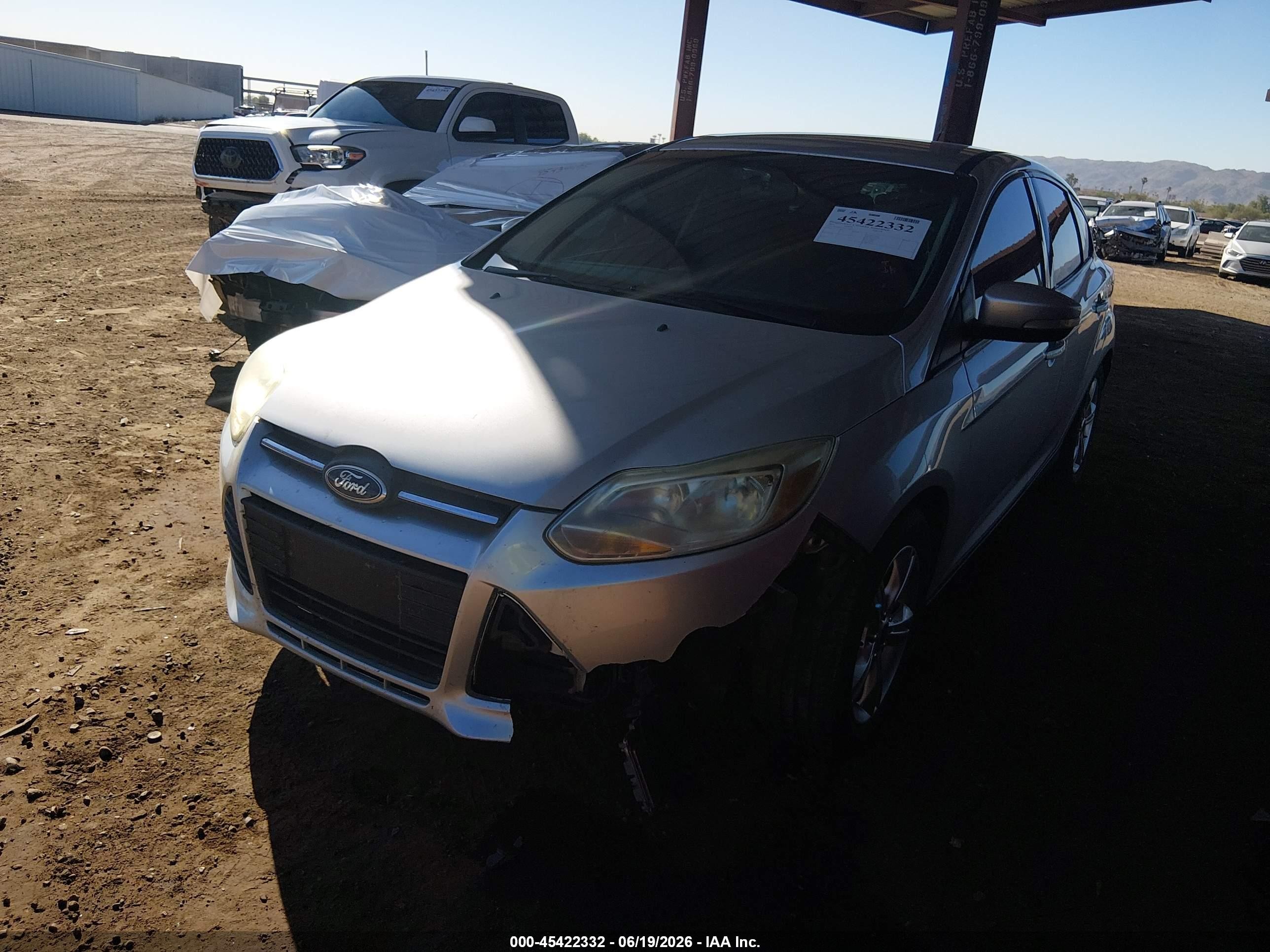 2014 Ford Focus Se Silver vin: 1FADP3K20EL239671