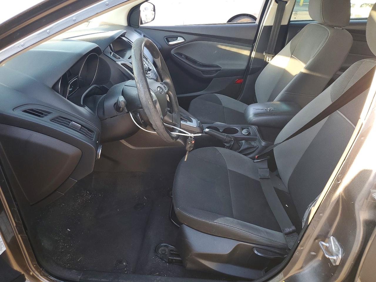 2014 Ford Focus Se Gray vin: 1FADP3K20EL281483