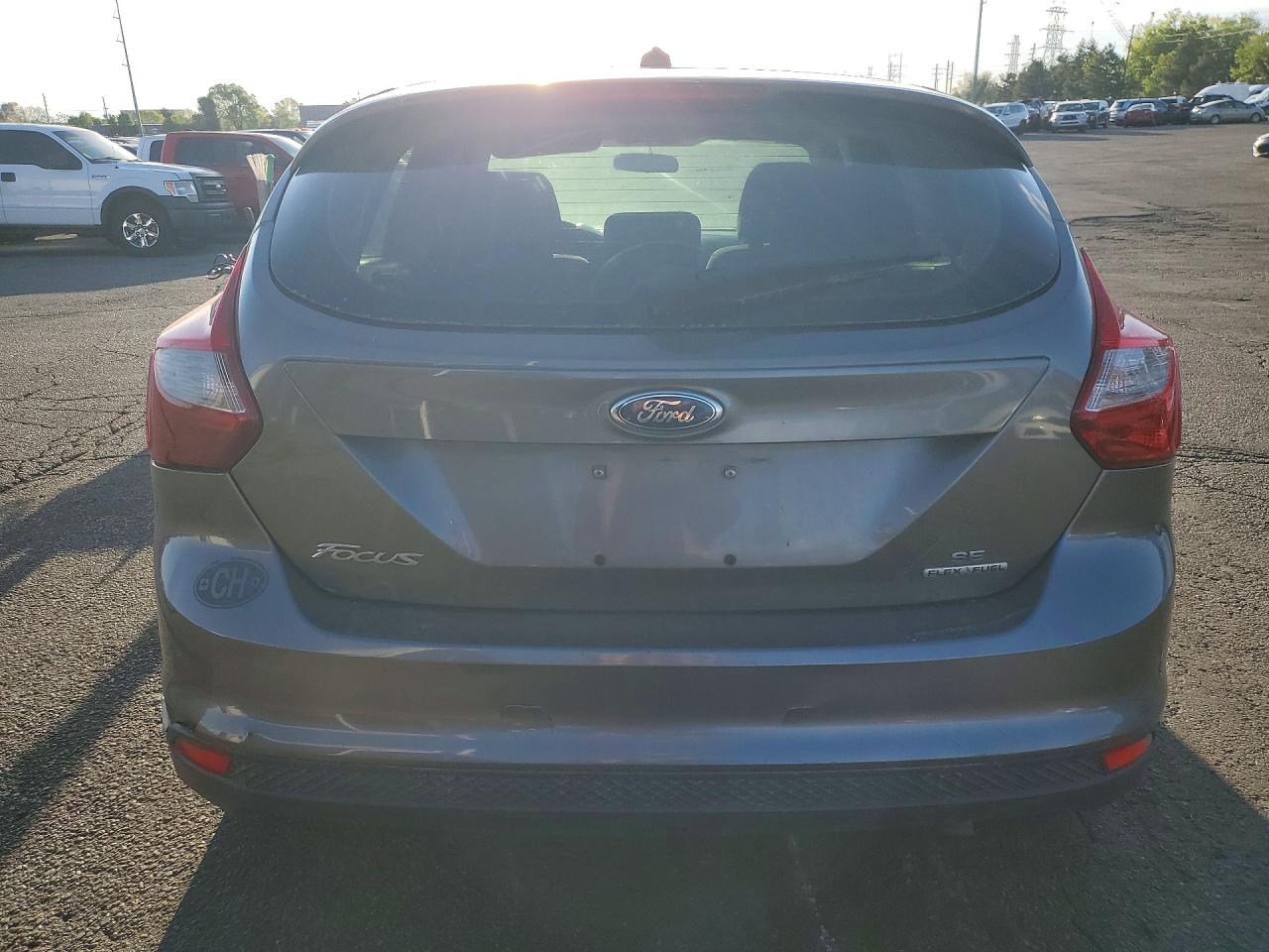 2014 Ford Focus Se Gray vin: 1FADP3K20EL281483
