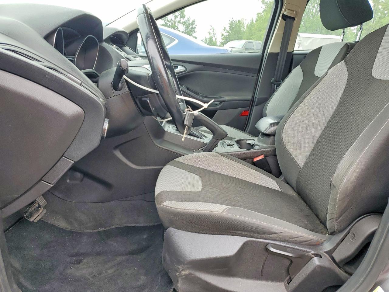 2014 Ford Focus Se Gray vin: 1FADP3K20EL290409