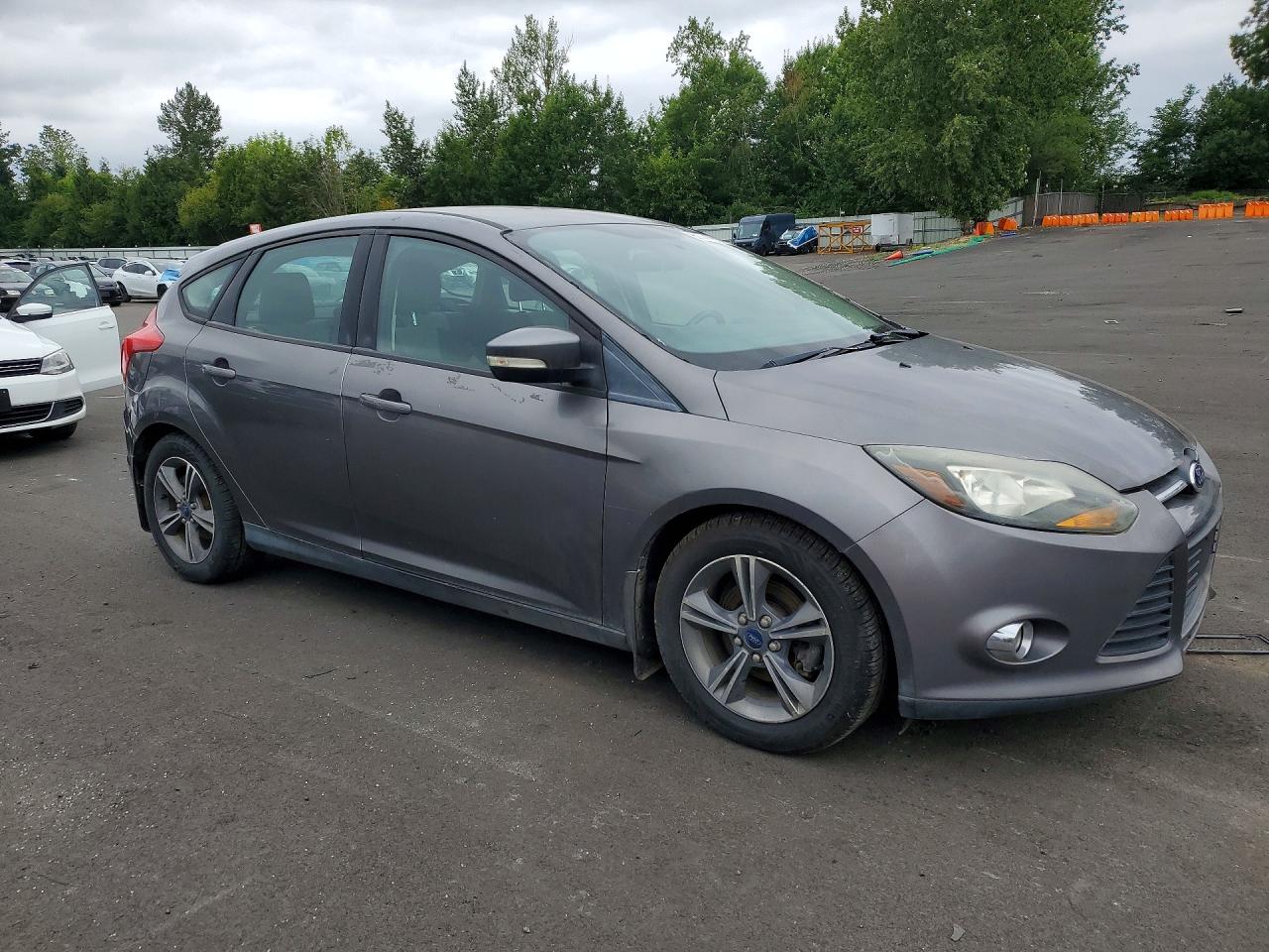 2014 Ford Focus Se Gray vin: 1FADP3K20EL290409
