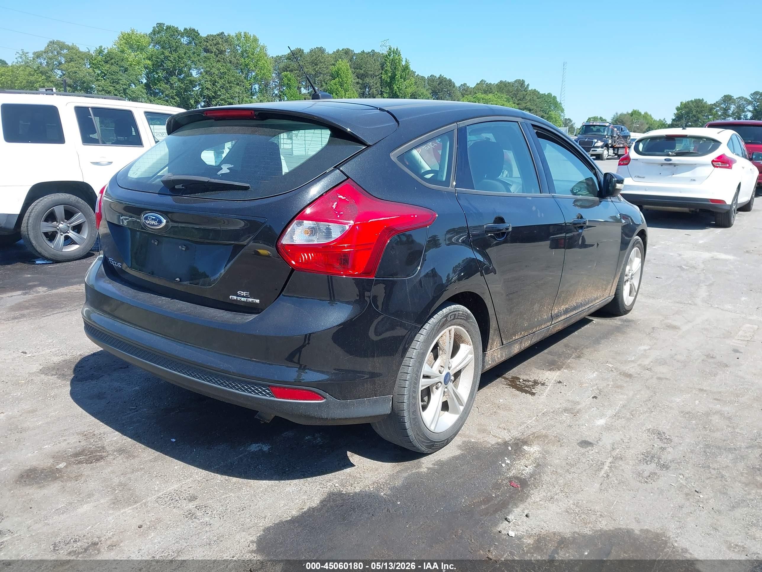 2014 Ford Focus Se Black vin: 1FADP3K20EL332397