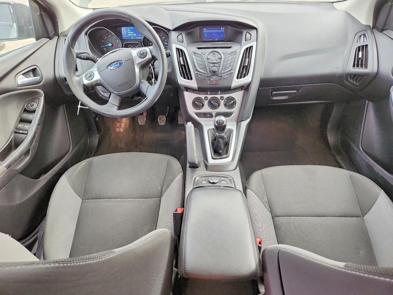 2014 Ford Focus Se Black vin: 1FADP3K20EL338135