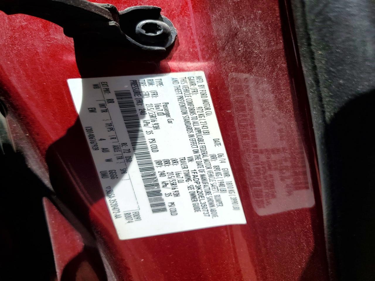2014 Ford Focus Se Красный vin: 1FADP3K20EL350737