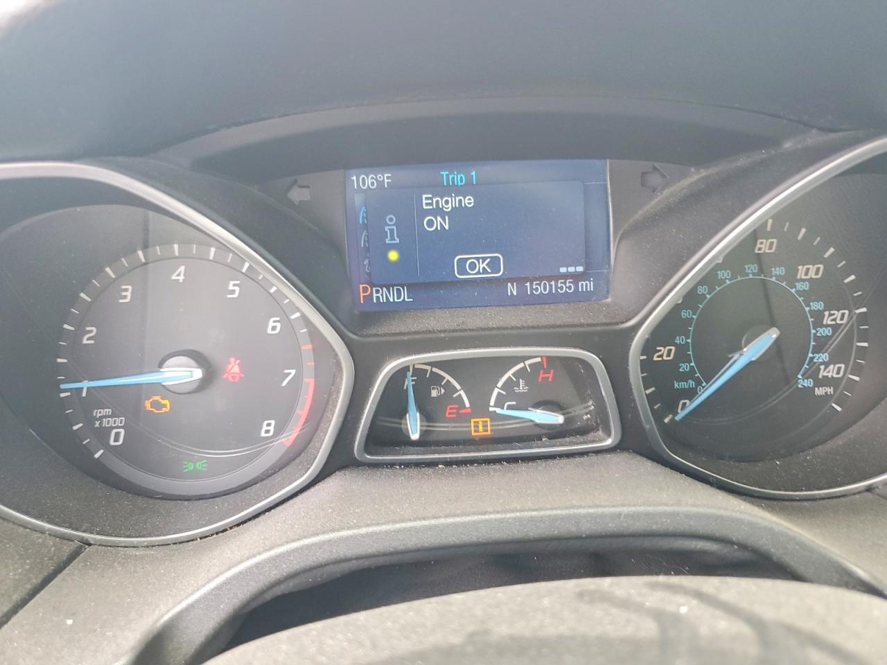 2014 Ford Focus Se Красный vin: 1FADP3K20EL350737