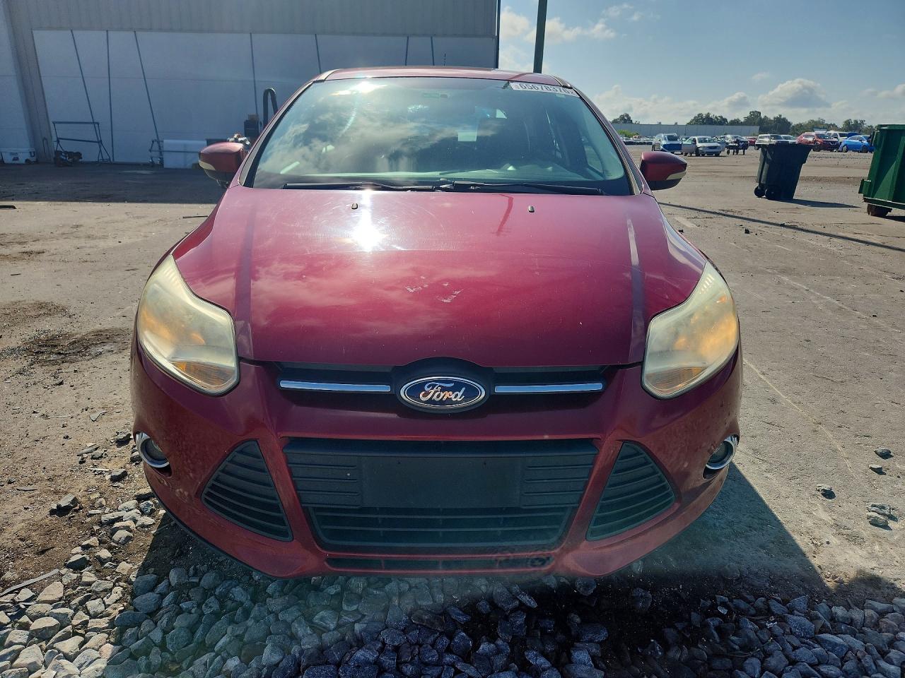 2014 Ford Focus Se Burgundy vin: 1FADP3K20EL363021
