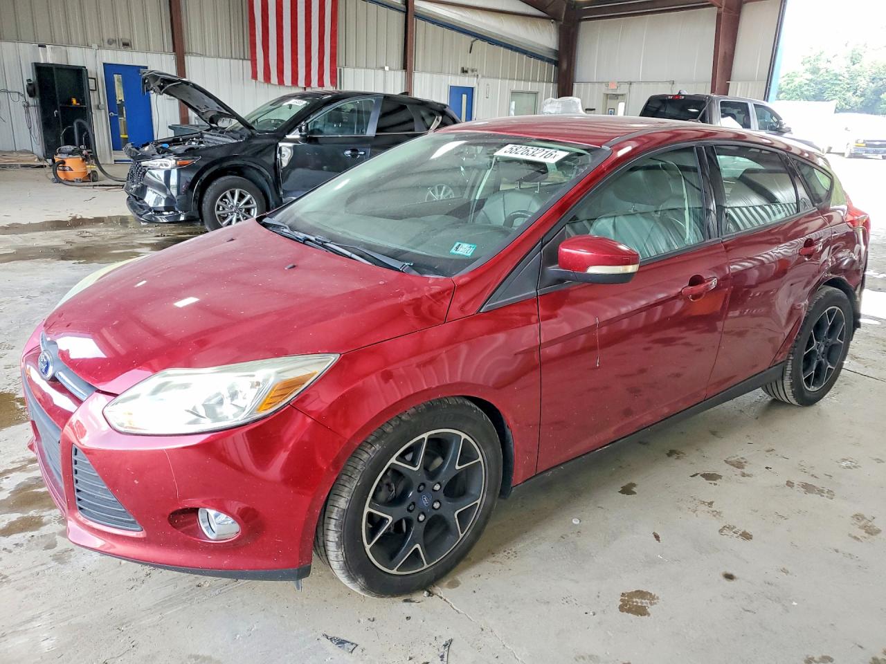 2014 Ford Focus Se Red vin: 1FADP3K20EL371913