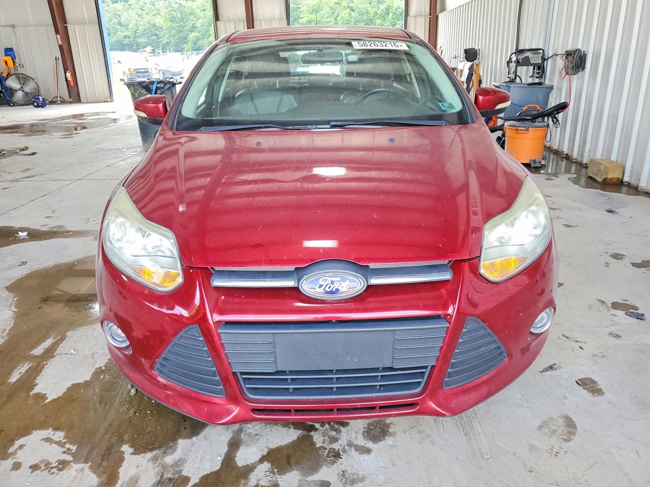 2014 Ford Focus Se Red vin: 1FADP3K20EL371913