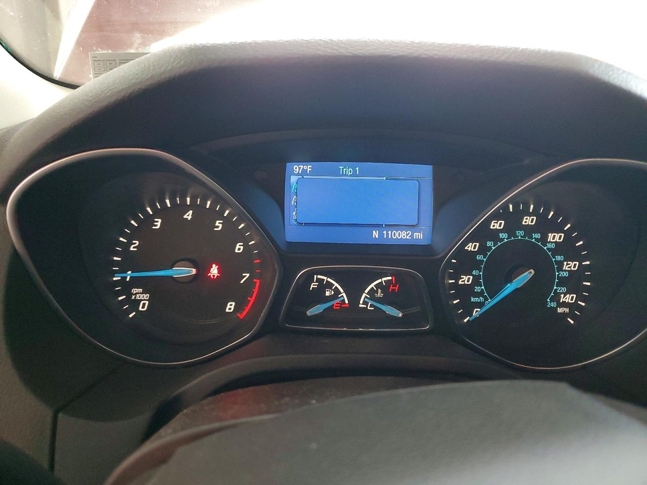 2014 Ford Focus Se Red vin: 1FADP3K20EL371913