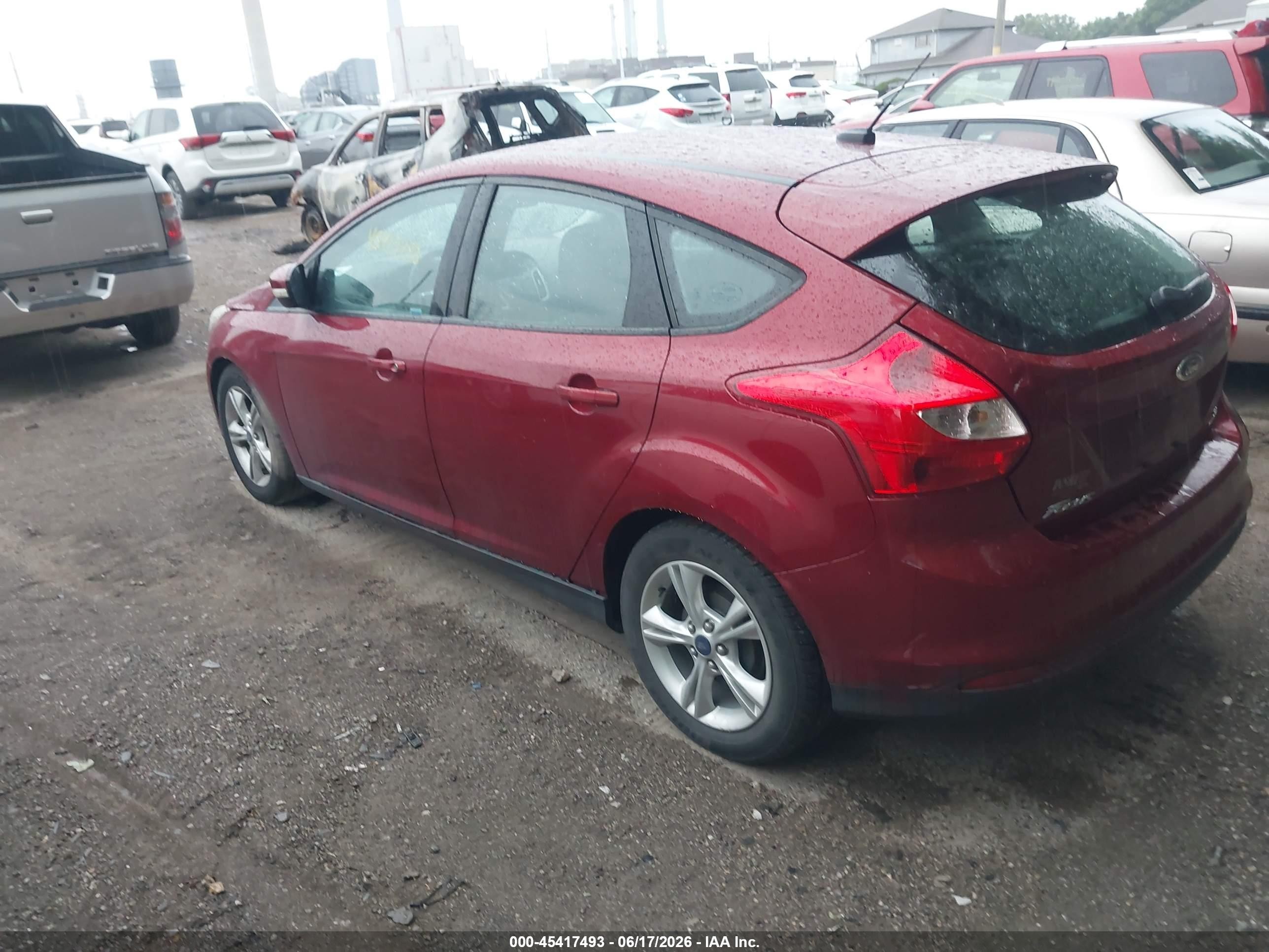 2014 Ford Focus Se Red vin: 1FADP3K20EL389053