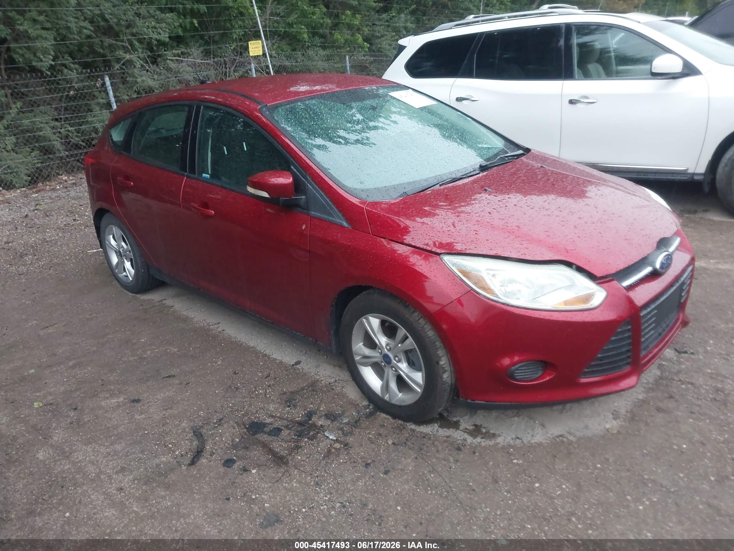 2014 Ford Focus Se Red vin: 1FADP3K20EL389053