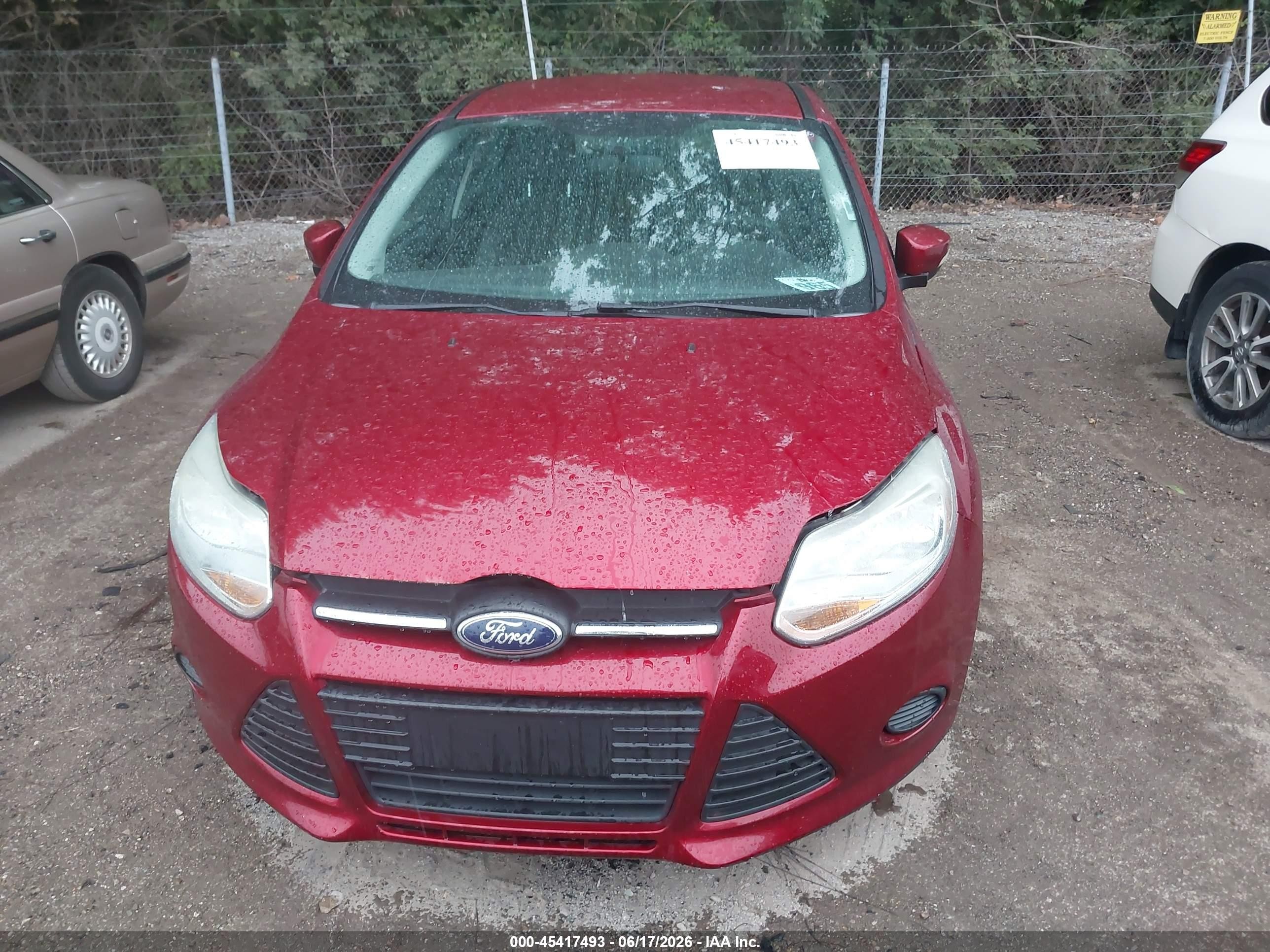 2014 Ford Focus Se Red vin: 1FADP3K20EL389053