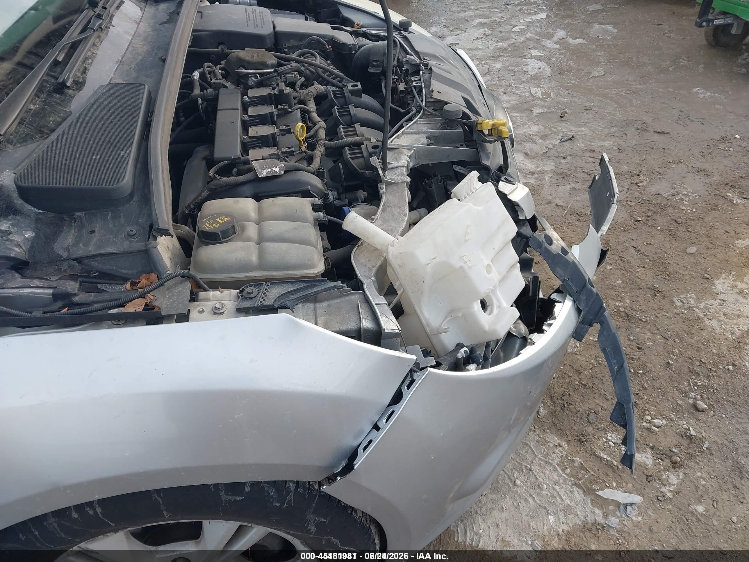 2014 Ford Focus Se Серебряный vin: 1FADP3K20EL417790