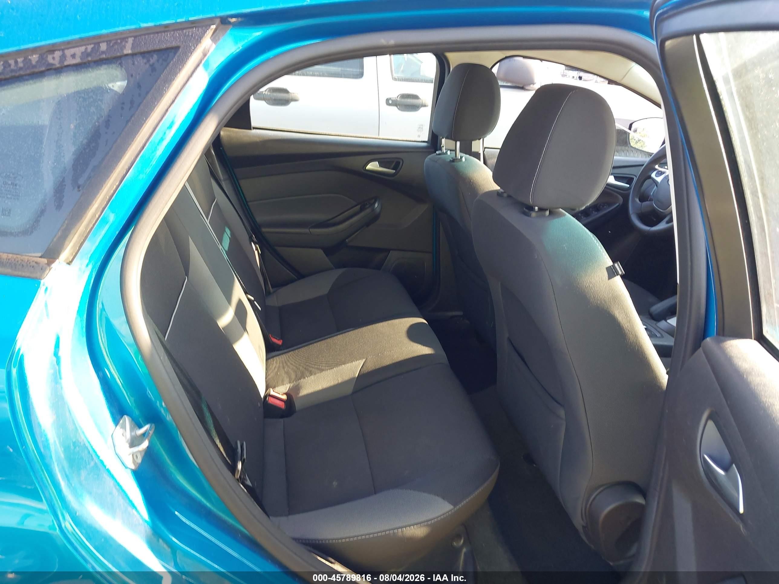 2014 Ford Focus Se Blue vin: 1FADP3K20EL431995