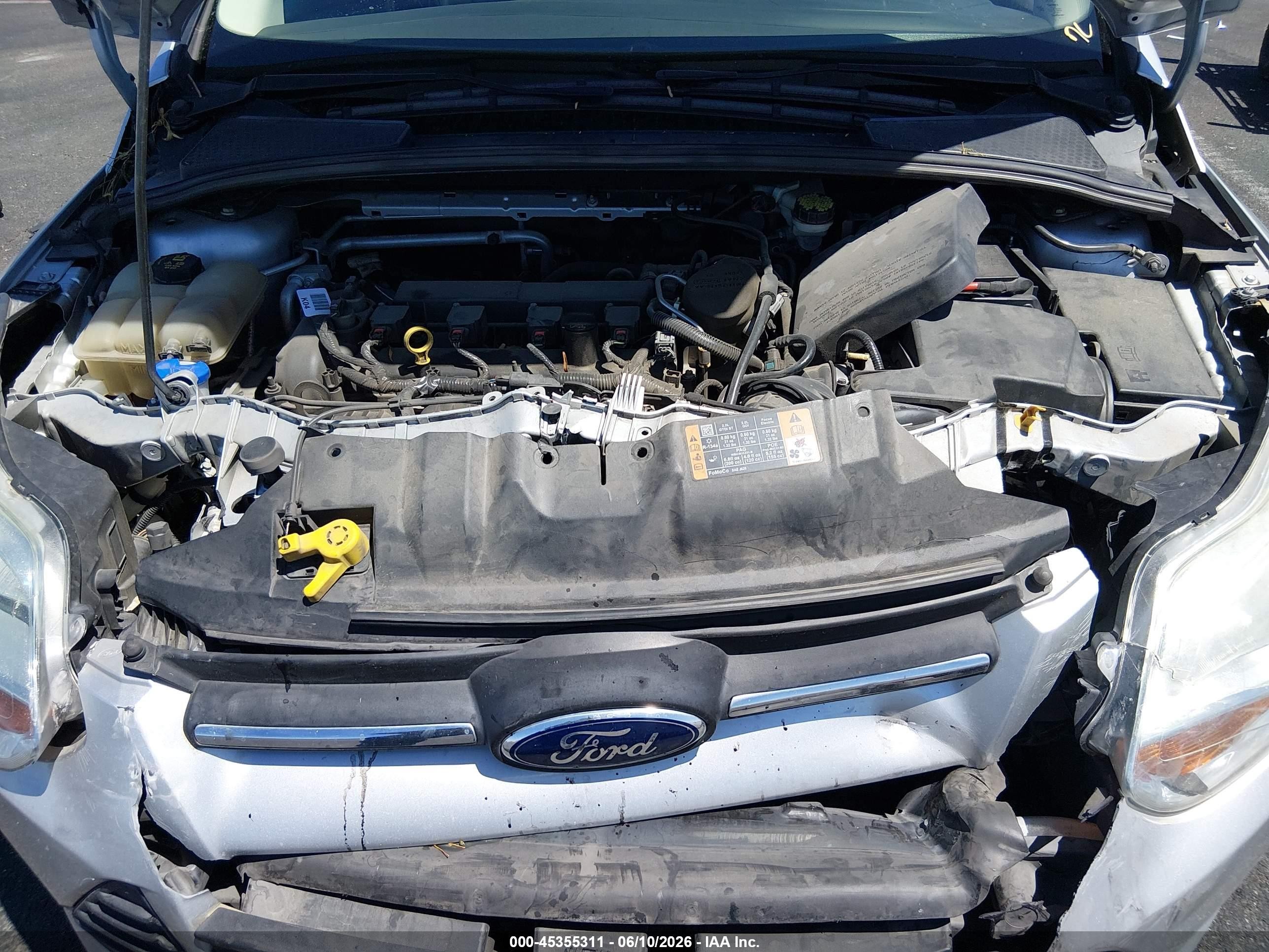 2014 Ford Focus Se Silver vin: 1FADP3K20EL444133