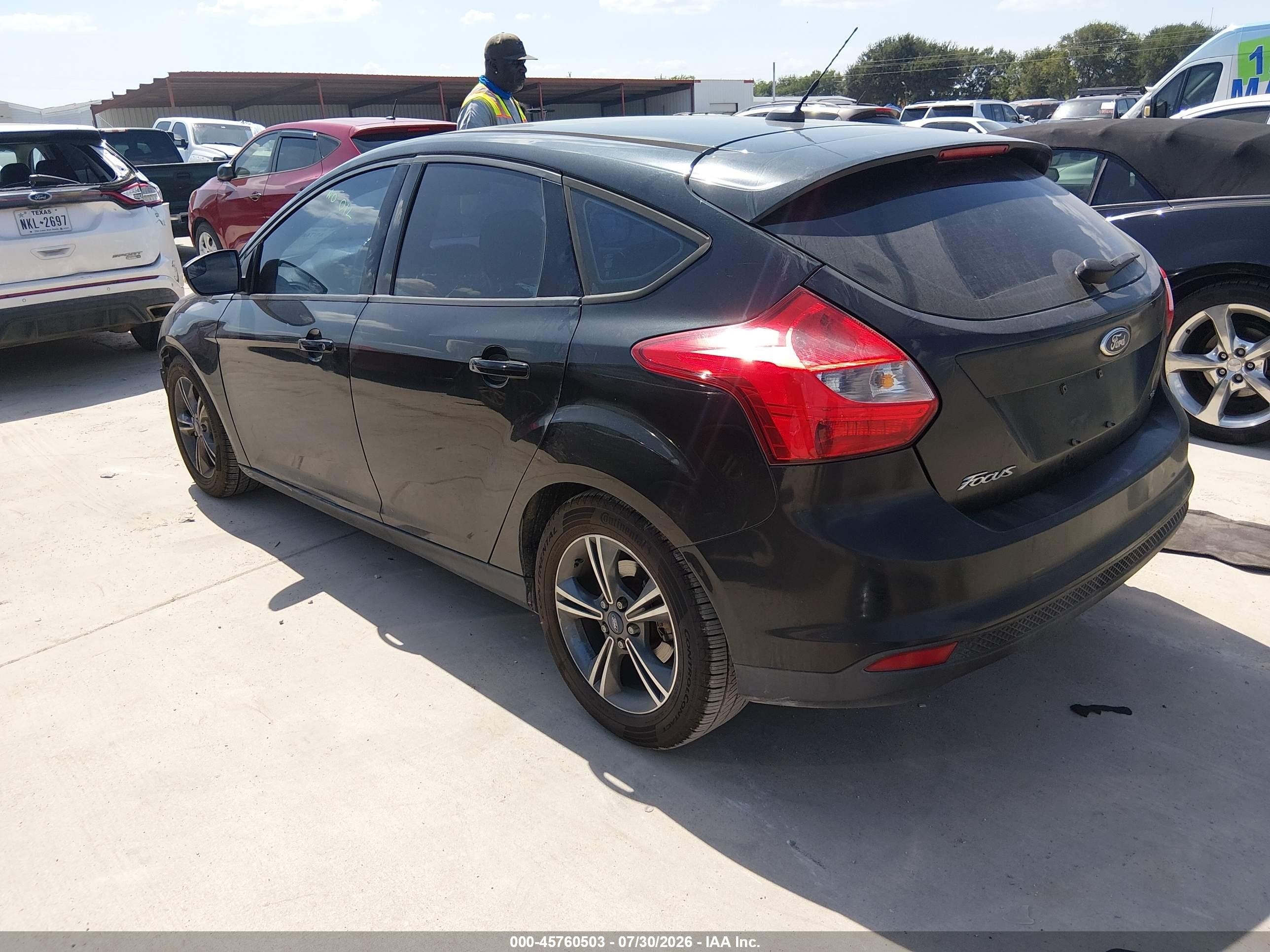 2014 Ford Focus Se Черный vin: 1FADP3K20EL461403