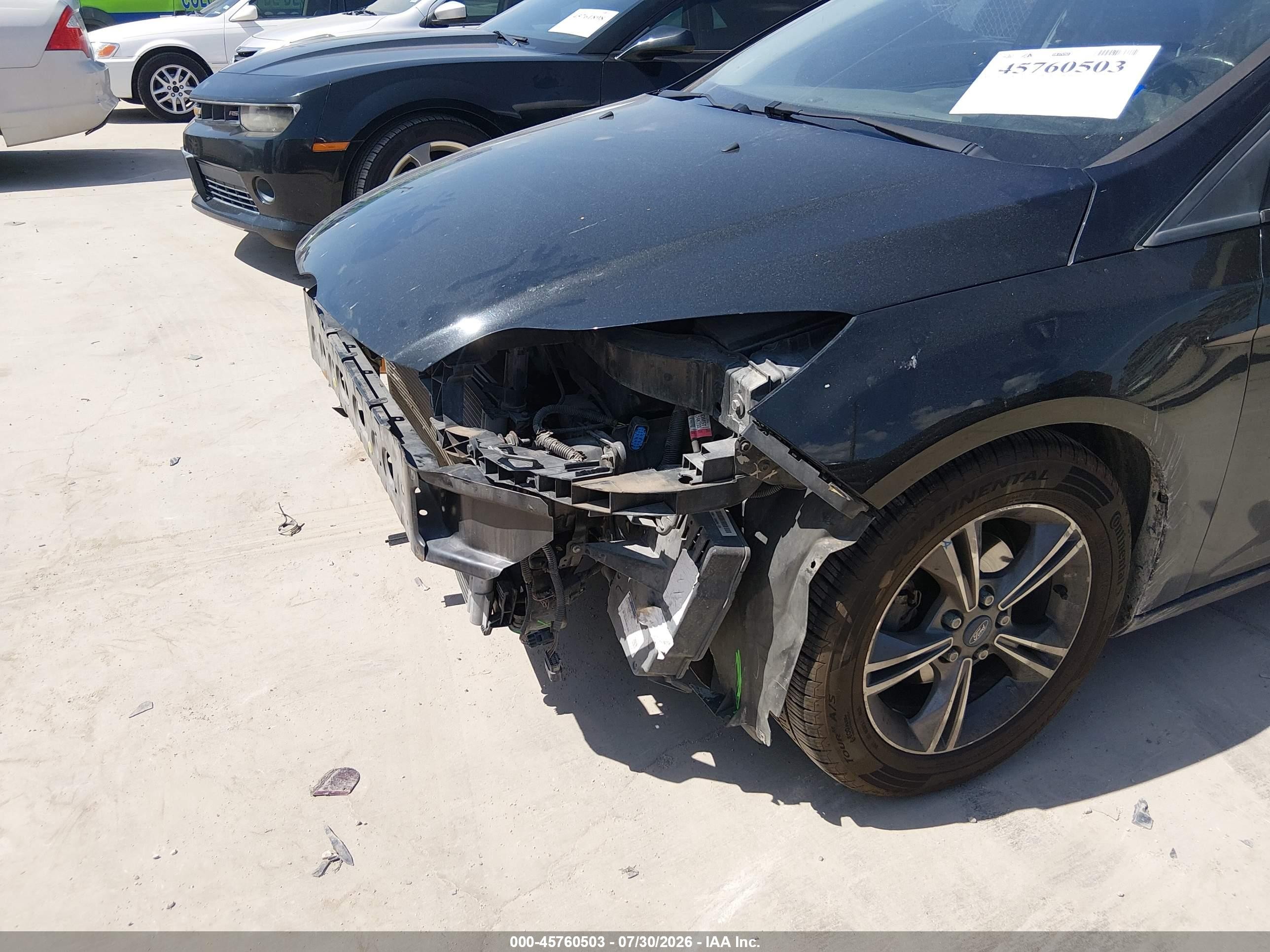 2014 Ford Focus Se Черный vin: 1FADP3K20EL461403