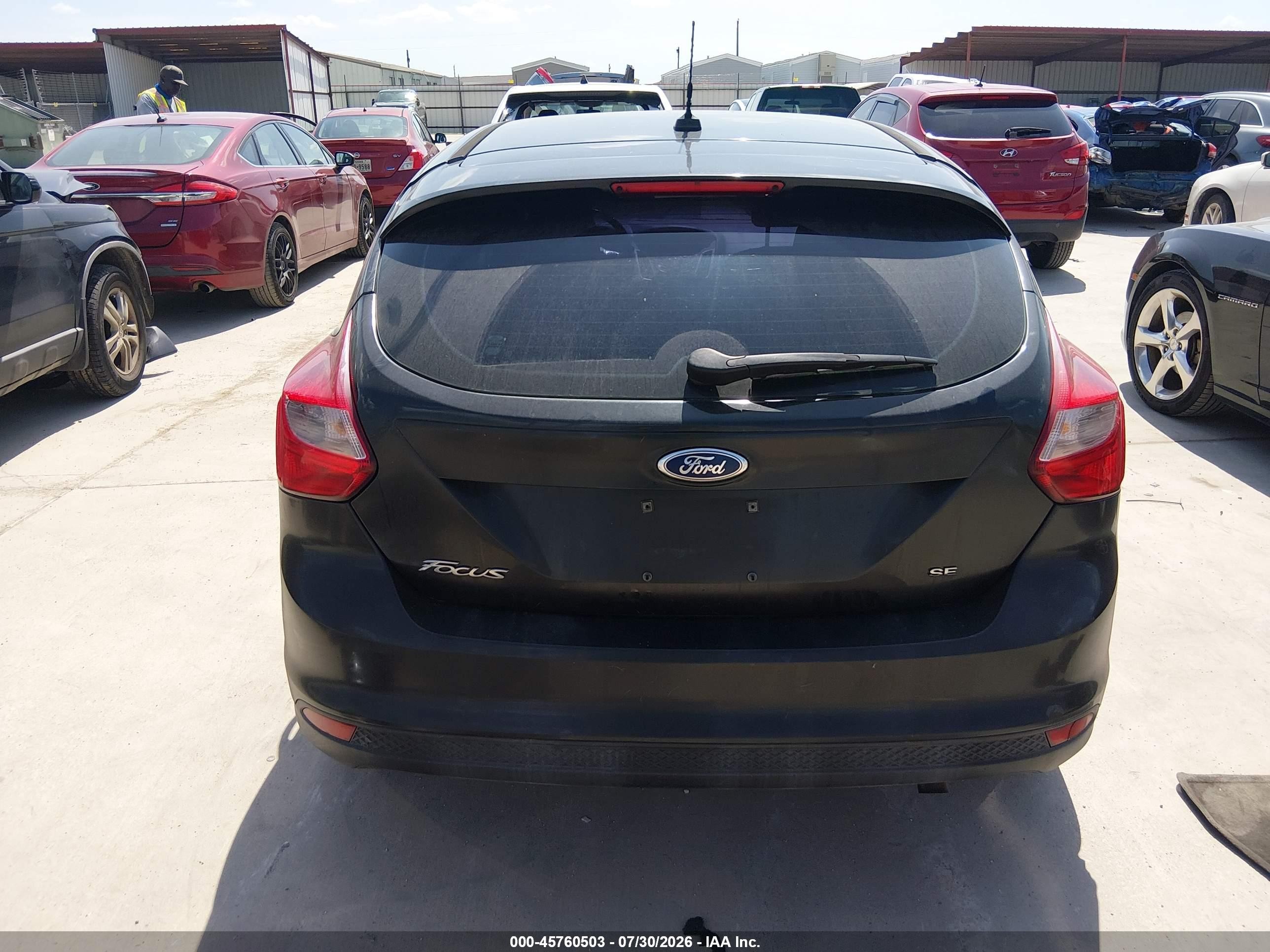 2014 Ford Focus Se Черный vin: 1FADP3K20EL461403