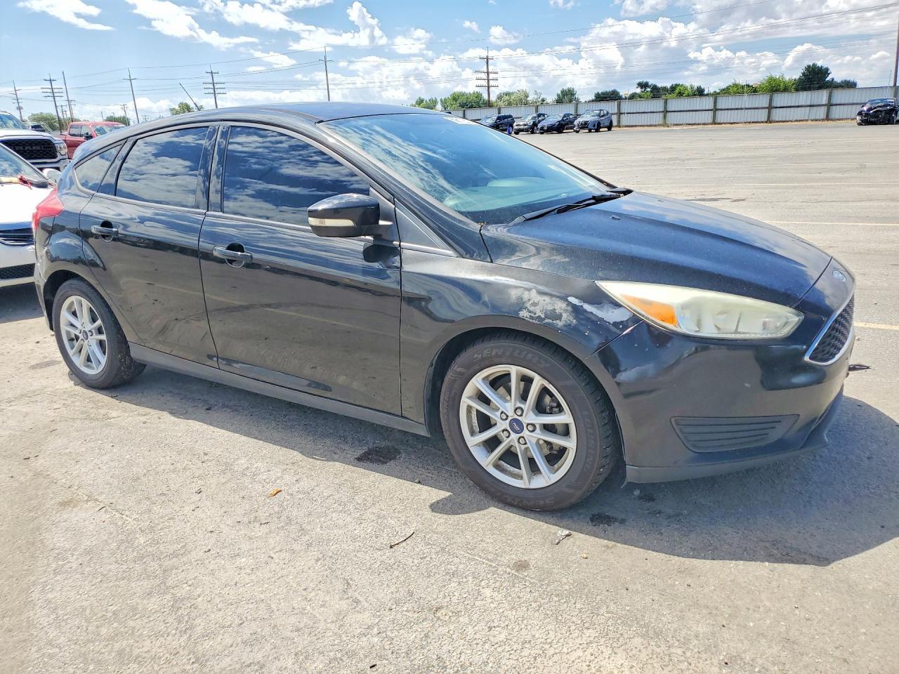 2015 Ford Focus Se Черный vin: 1FADP3K20FL221396
