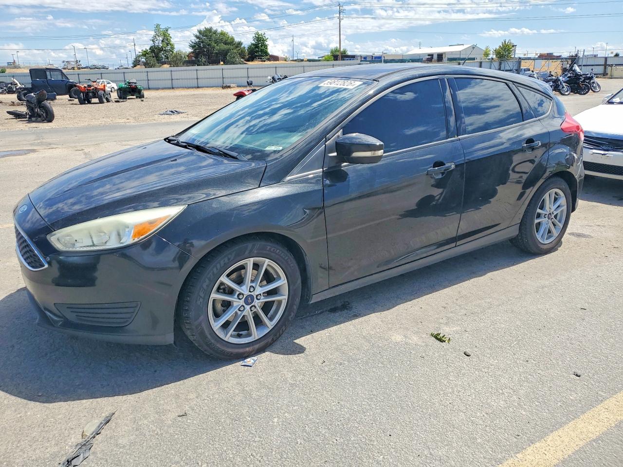 2015 Ford Focus Se Черный vin: 1FADP3K20FL221396