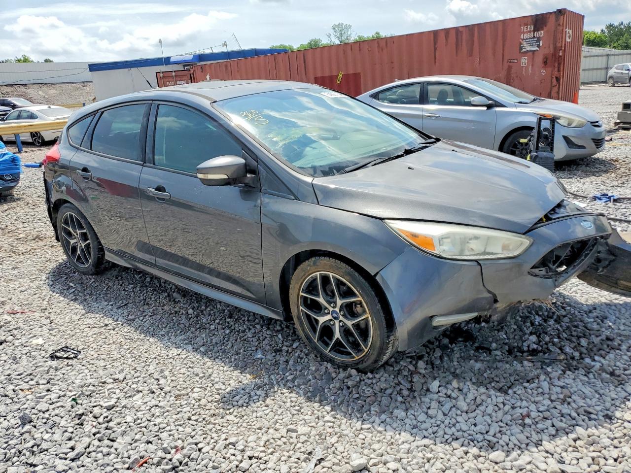 2015 Ford Focus Se Серый vin: 1FADP3K20FL259663