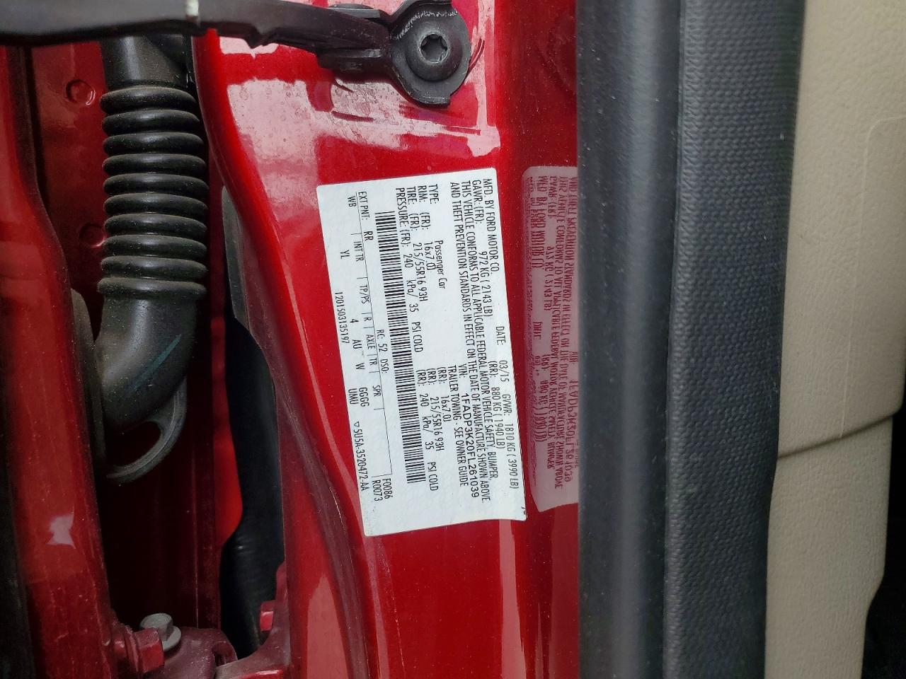 2015 Ford Focus Se Red vin: 1FADP3K20FL261039