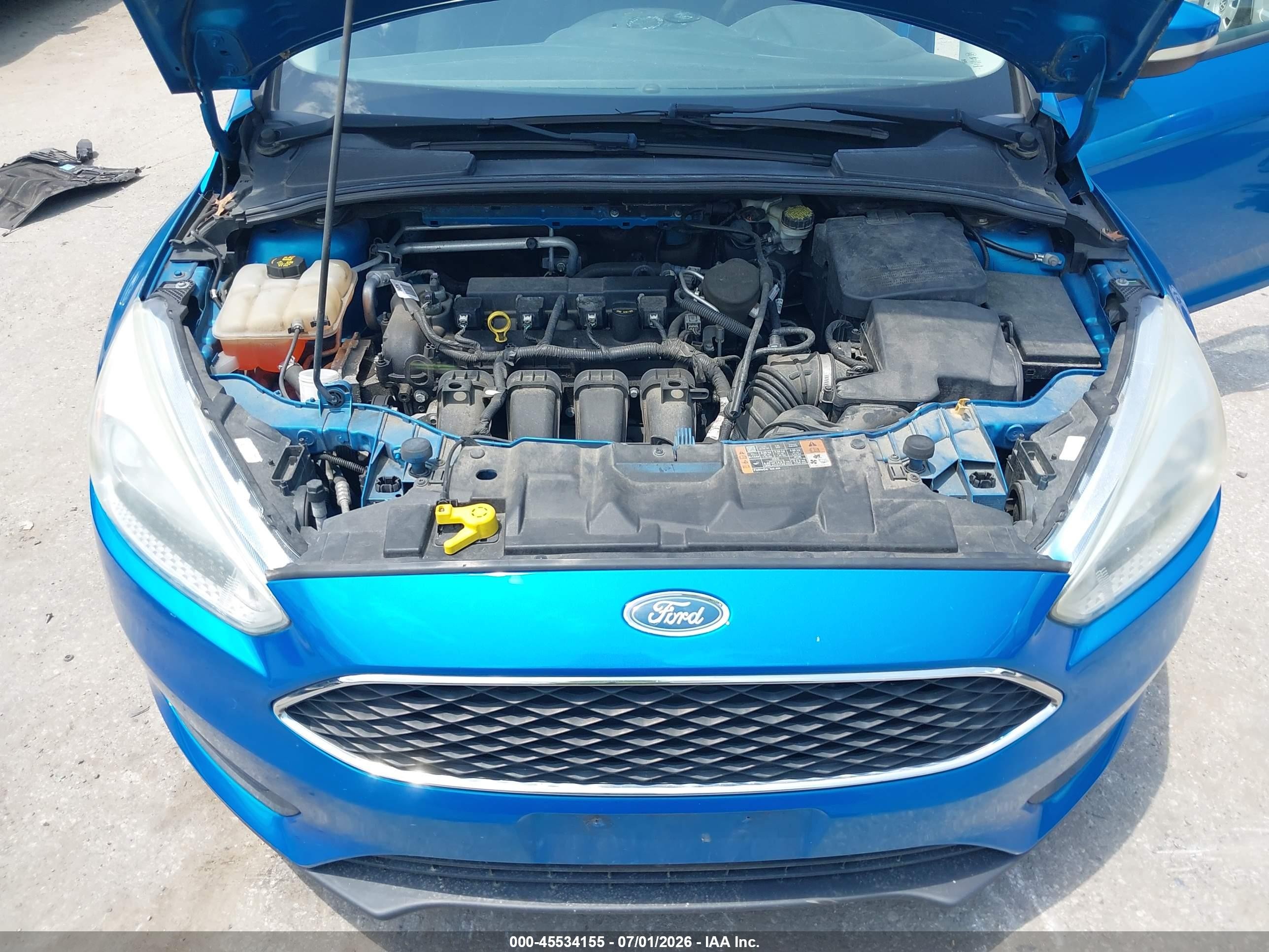 2015 Ford Focus Se Blue vin: 1FADP3K20FL295031